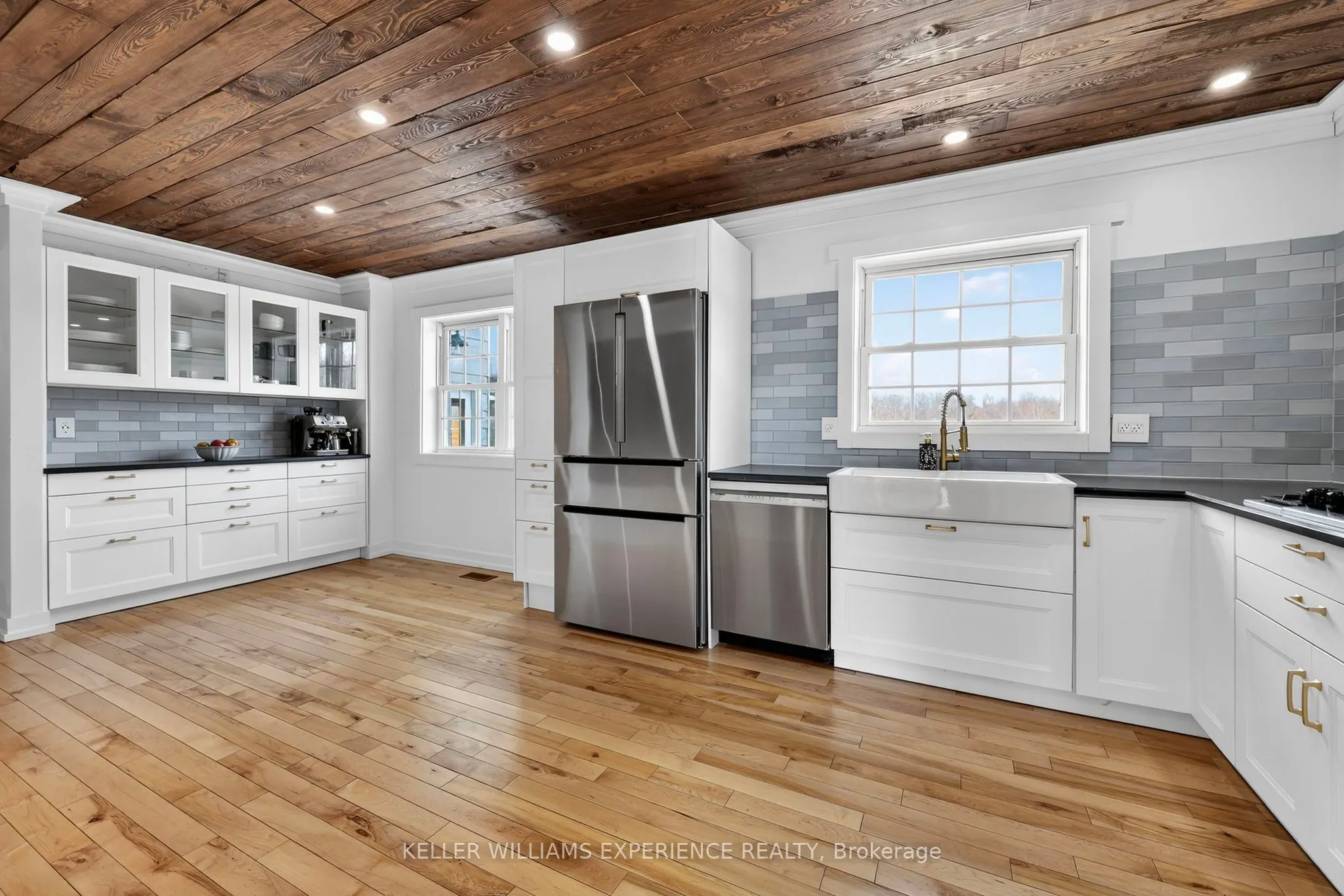 2 Algonquin Heights Court