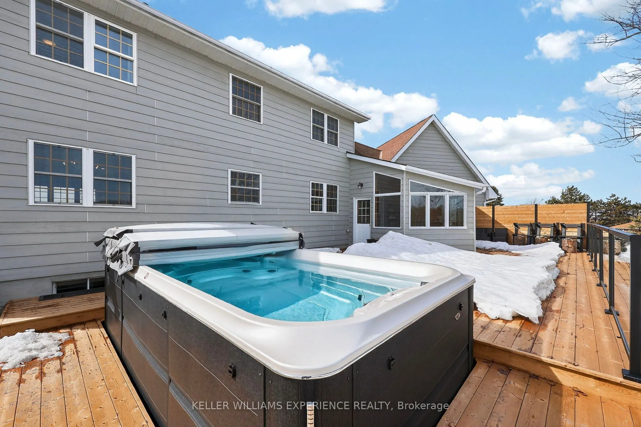 2 Algonquin Heights Court