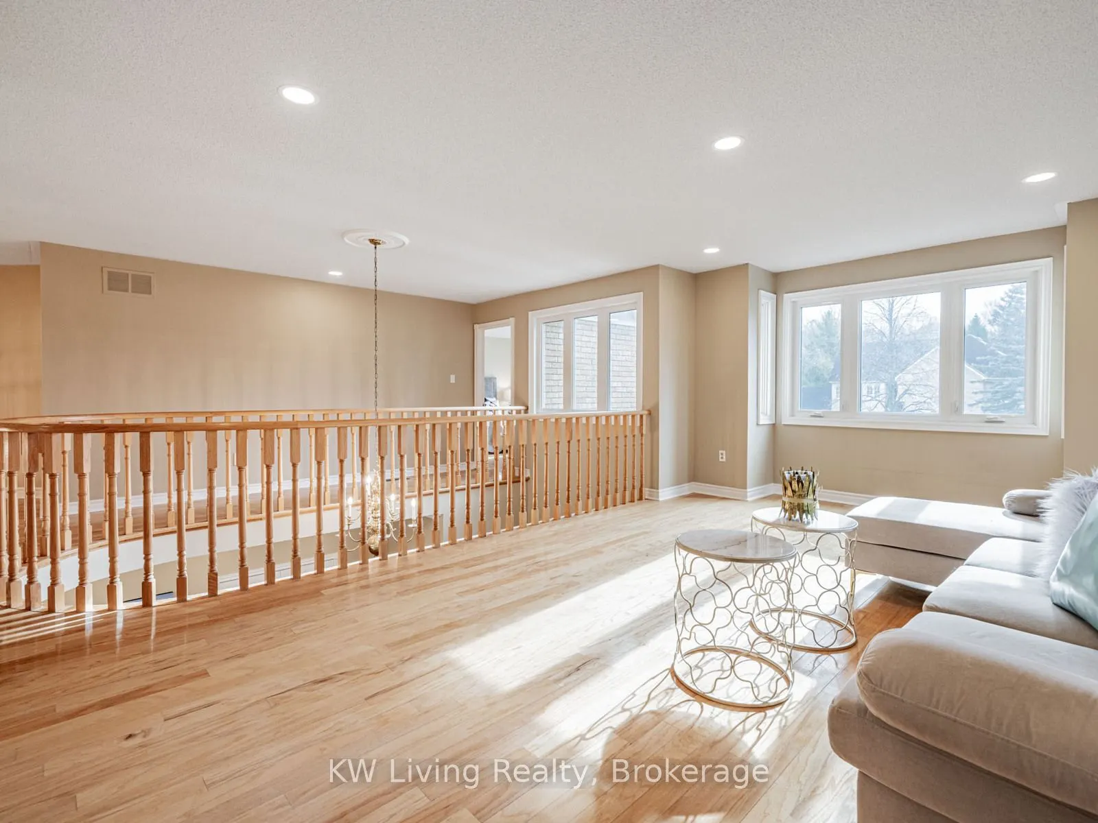 959 Lockwood Circle