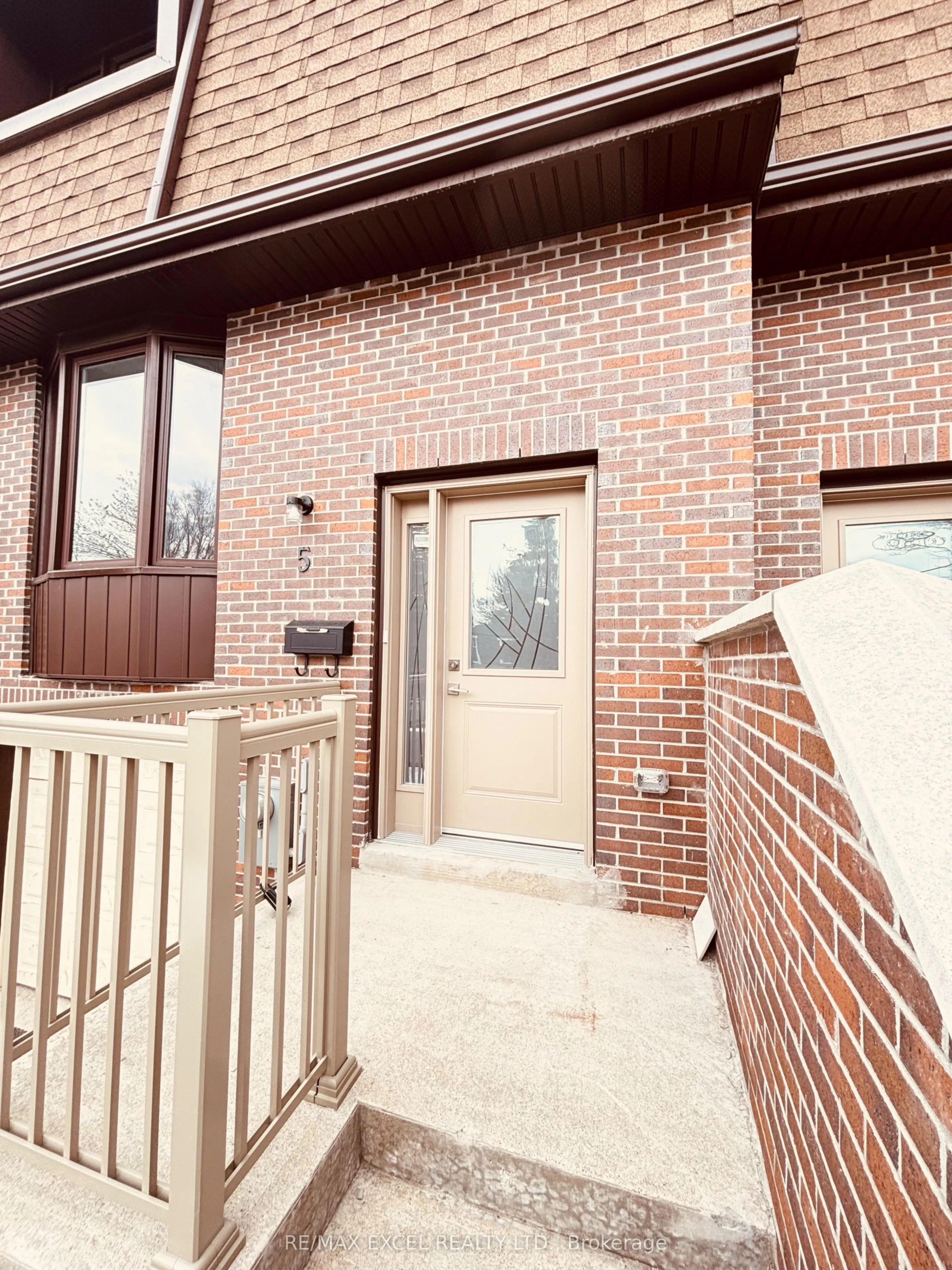 11 Plaisance Road #5