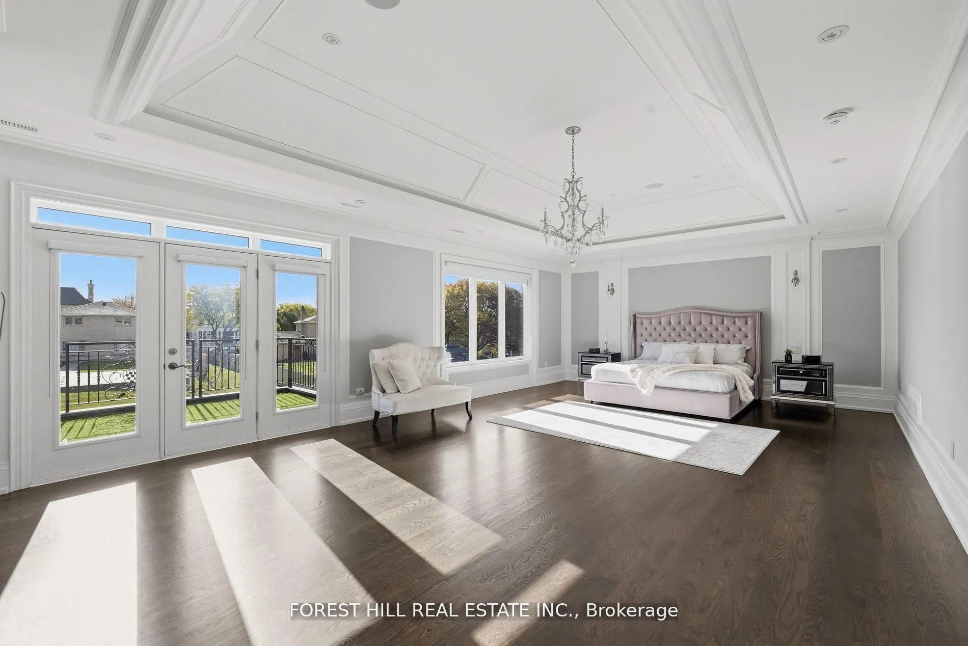 39 Patricia Drive E