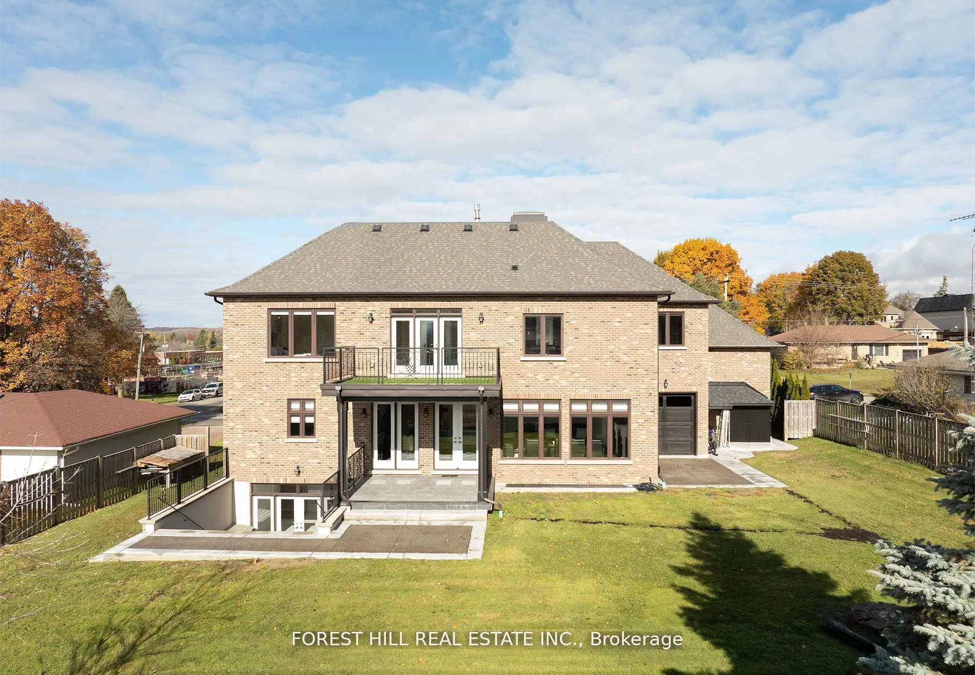 39 Patricia Drive E