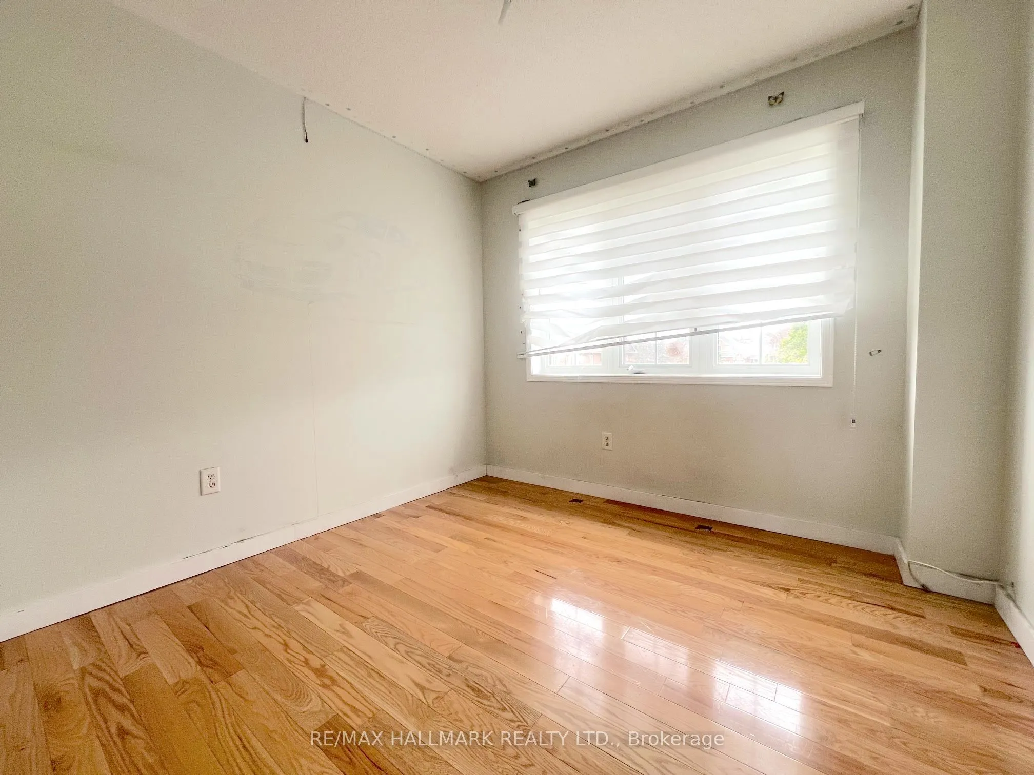 33 Lodgeway Drive