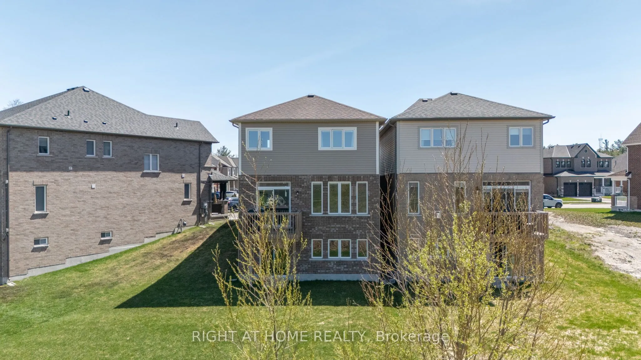 68 Wood Crescent