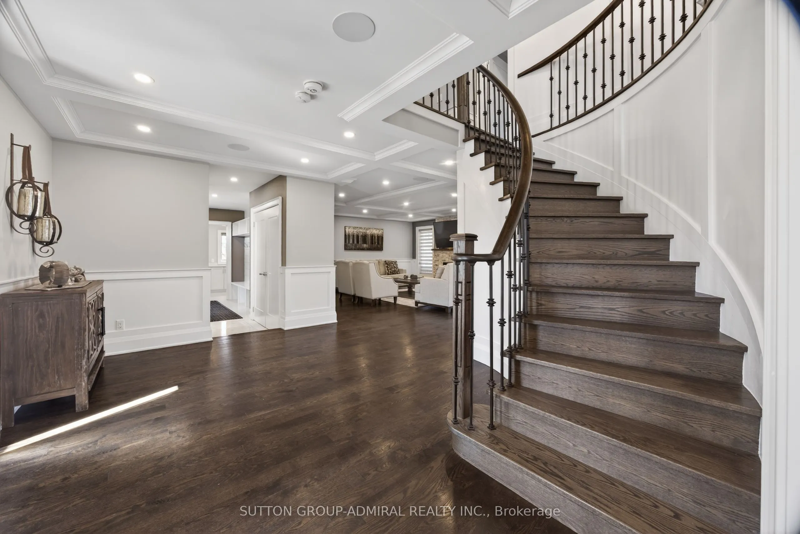 517 Aintree Drive
