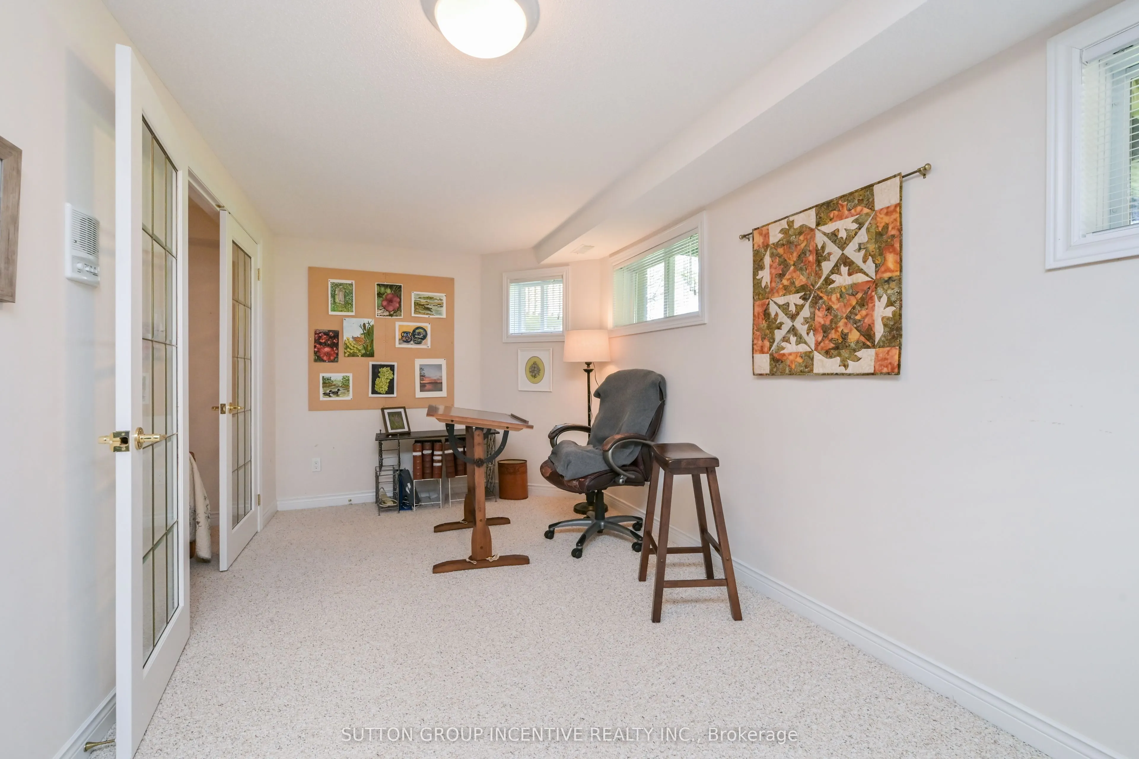 17 Sunset Boulevard #9