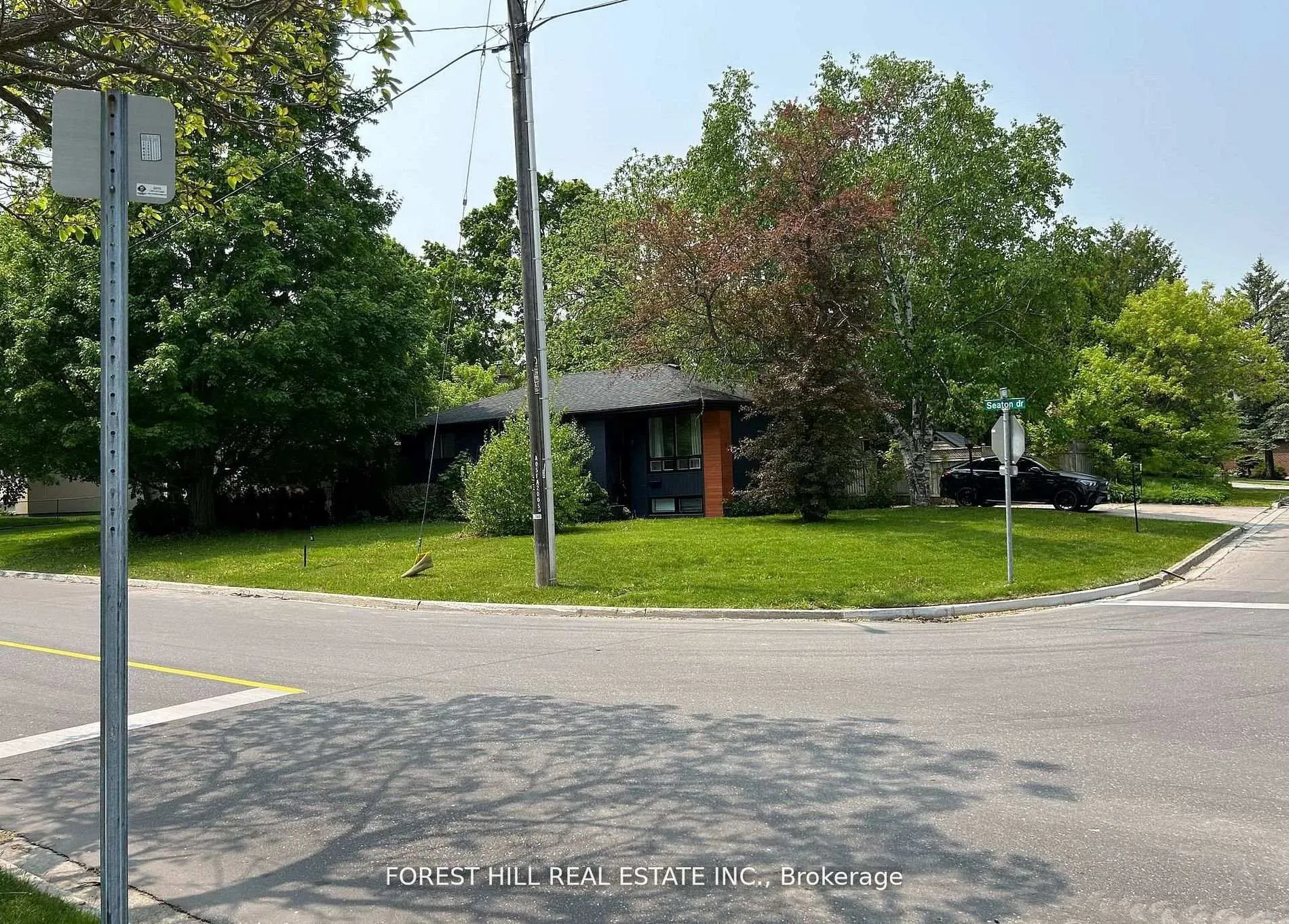 1 Willis Drive