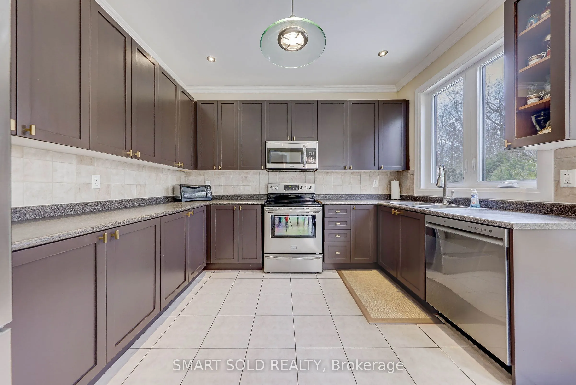 106 Wood Rim Drive