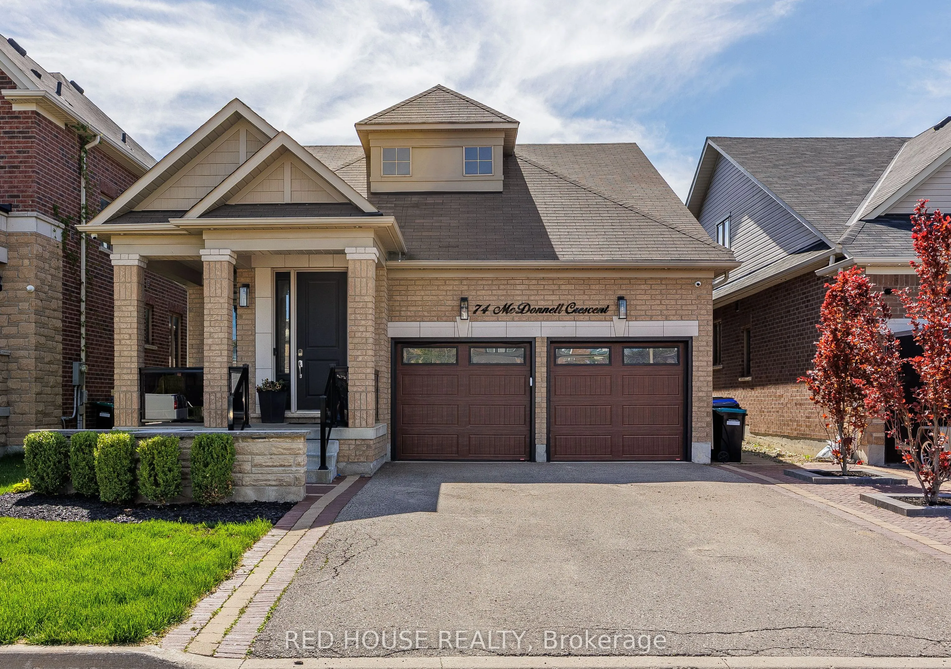 74 Mcdonnell Crescent