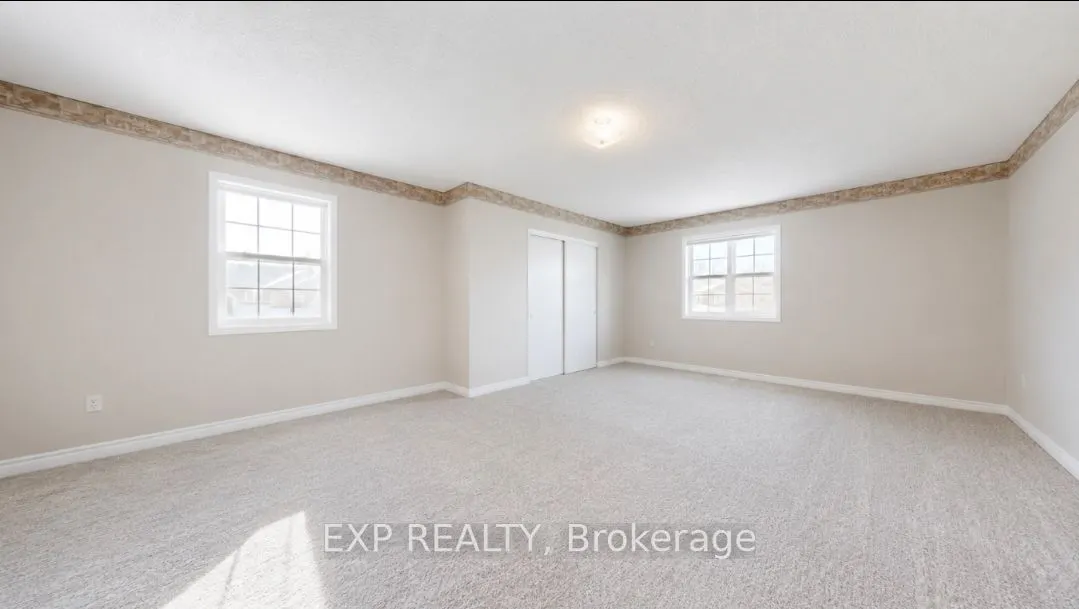 33 Wrendale Crescent