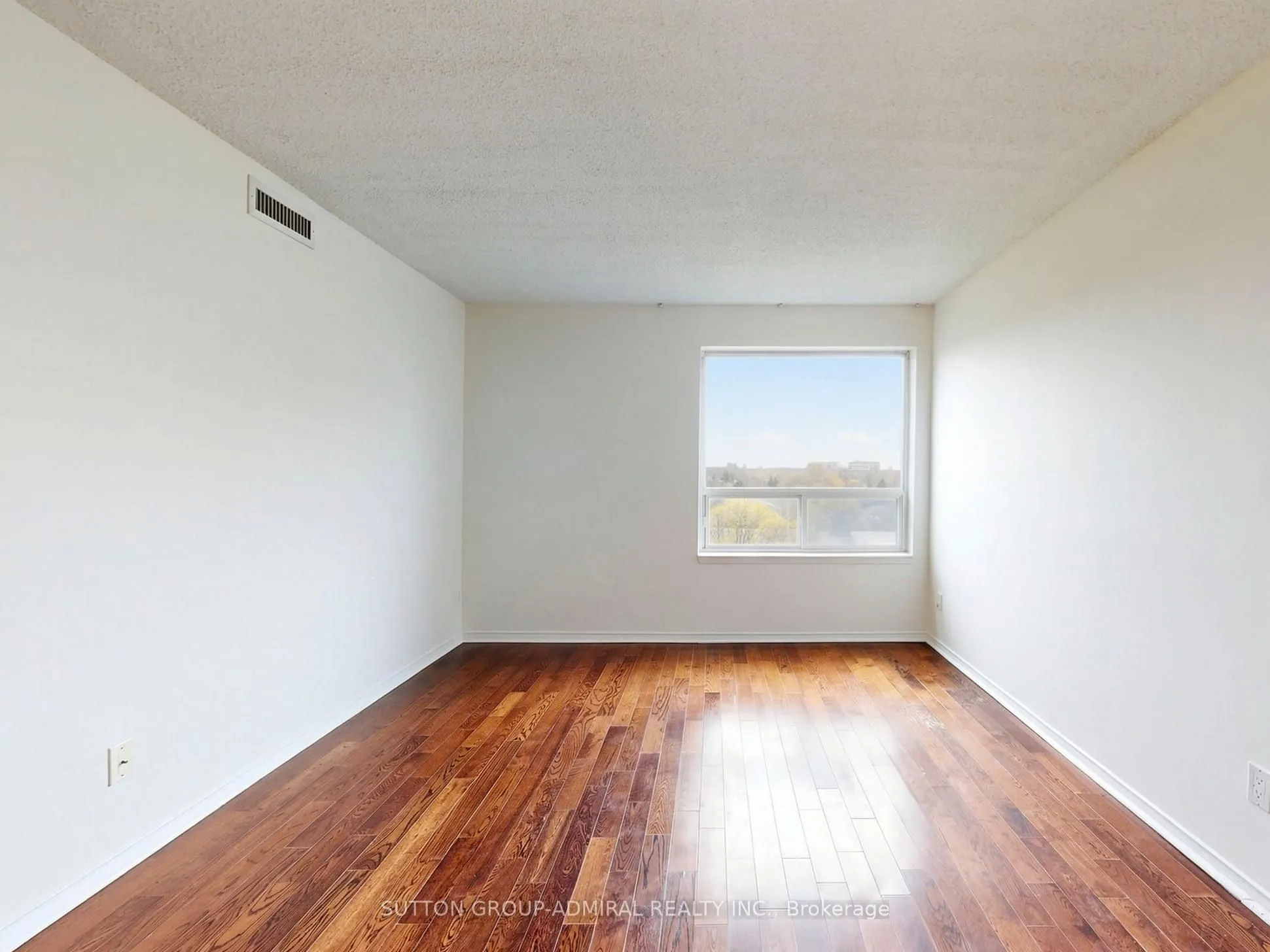 1 Emerald Lane #704