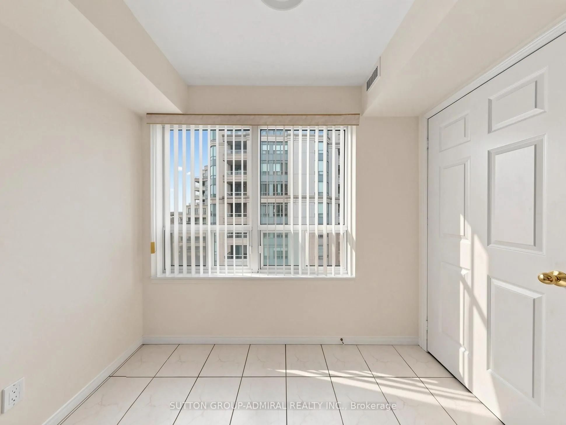 1 Emerald Lane #704