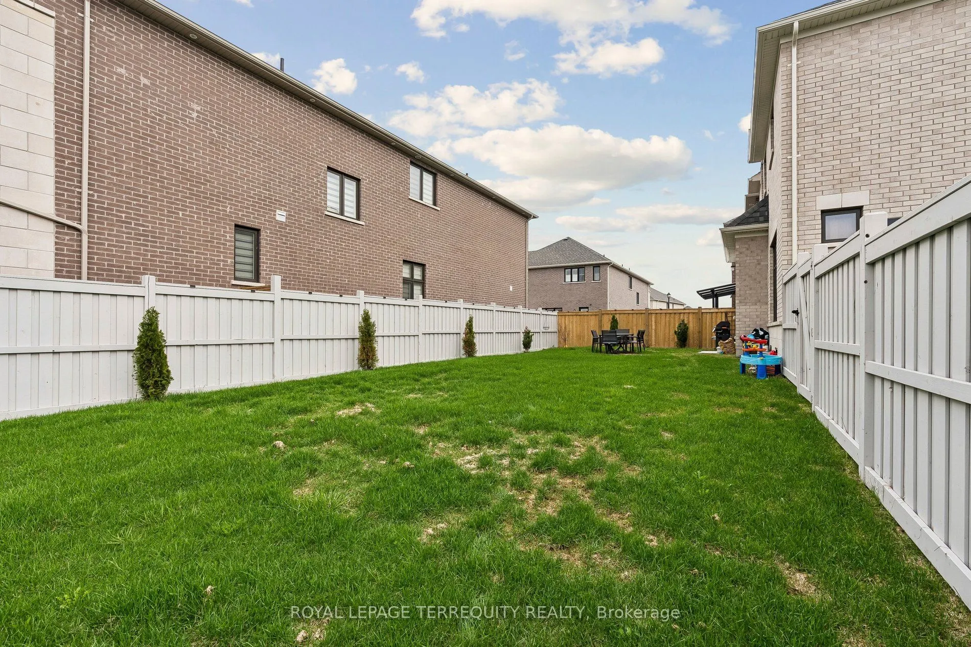 7 Ballanview Court