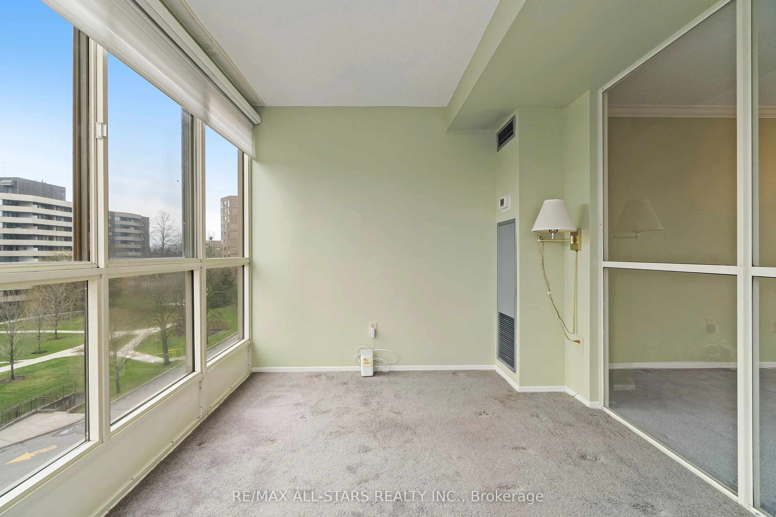5 Weldrick Road W #506