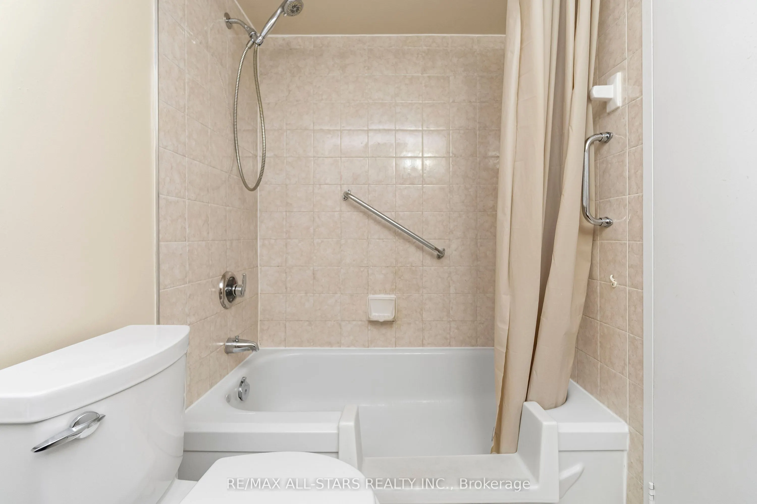 5 Weldrick Road W #506