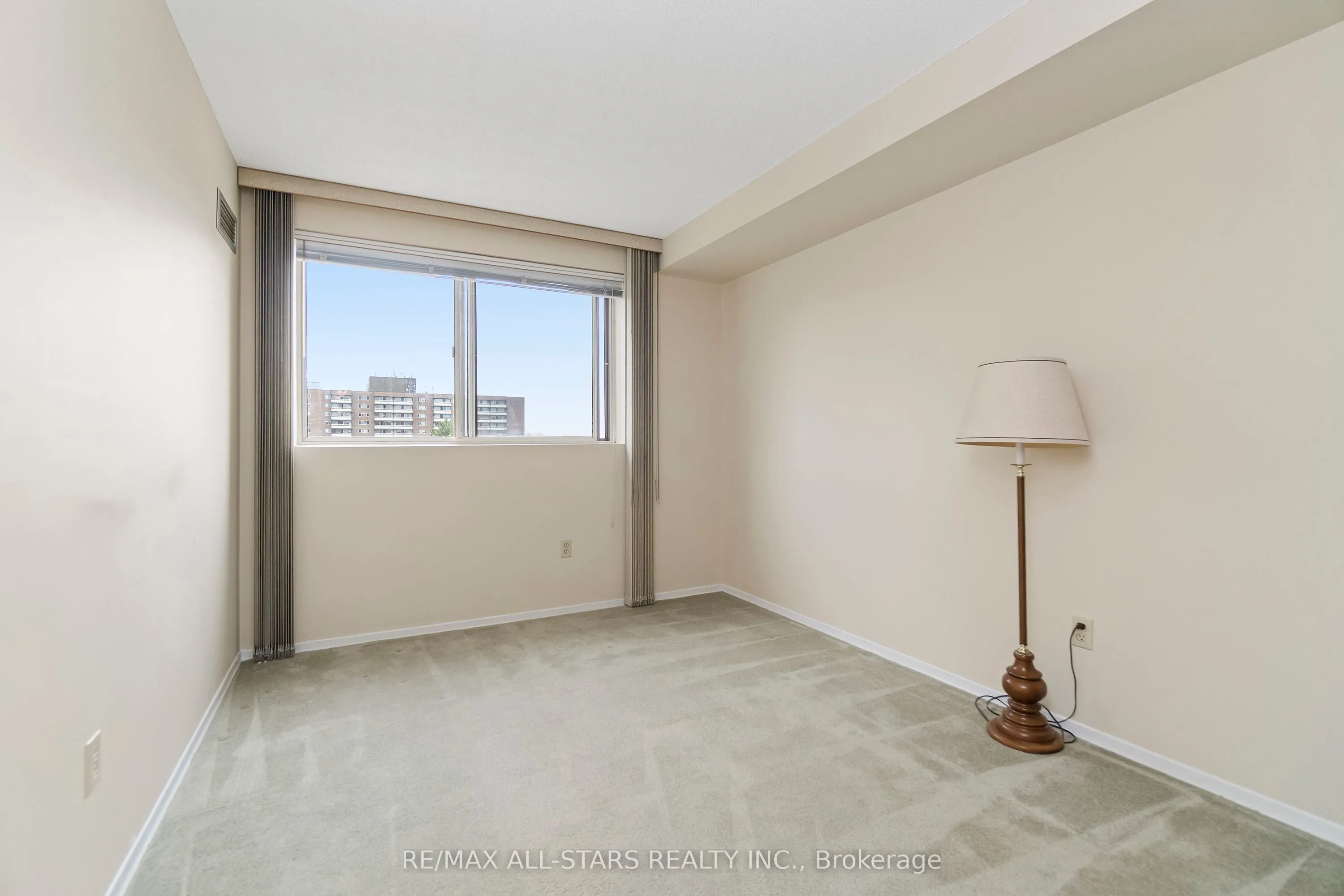 5 Weldrick Road W #506