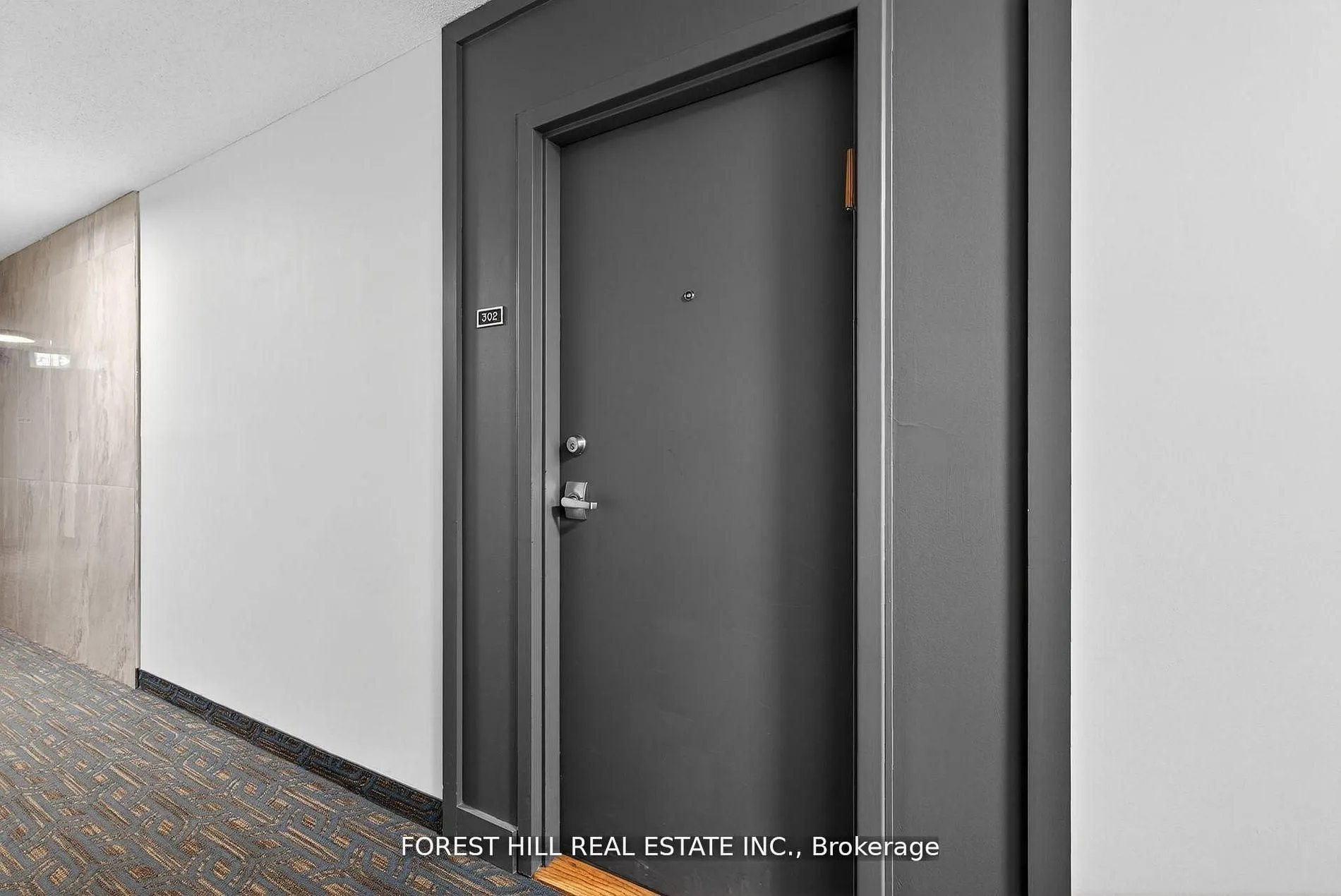180 DUDLEY Avenue #302