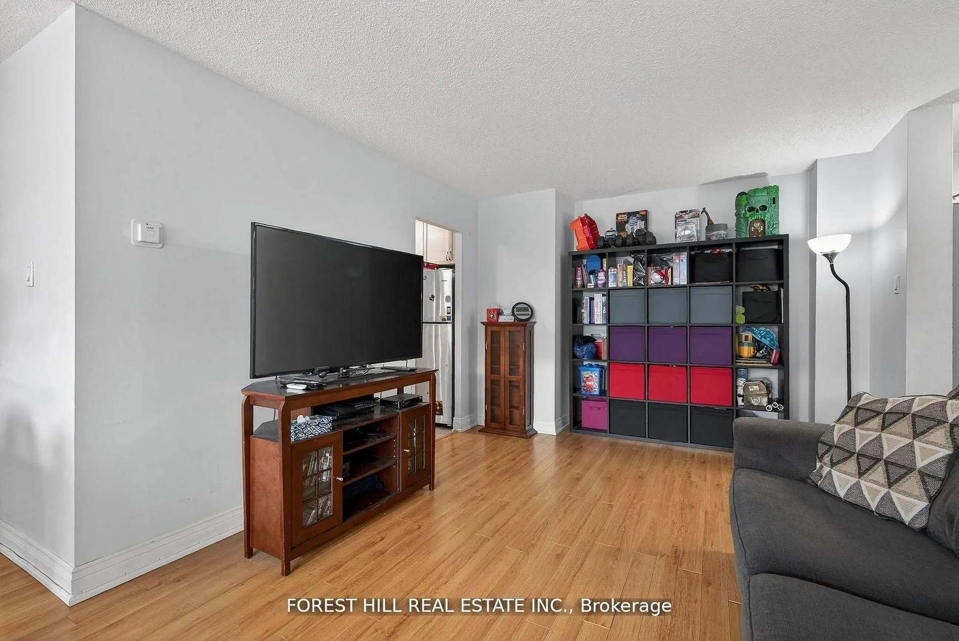 180 DUDLEY Avenue #302