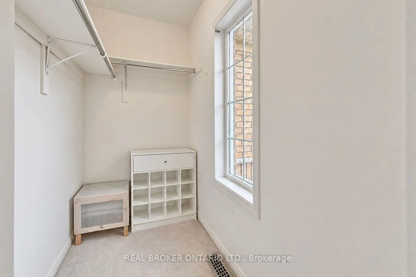 30 Little Angel Road