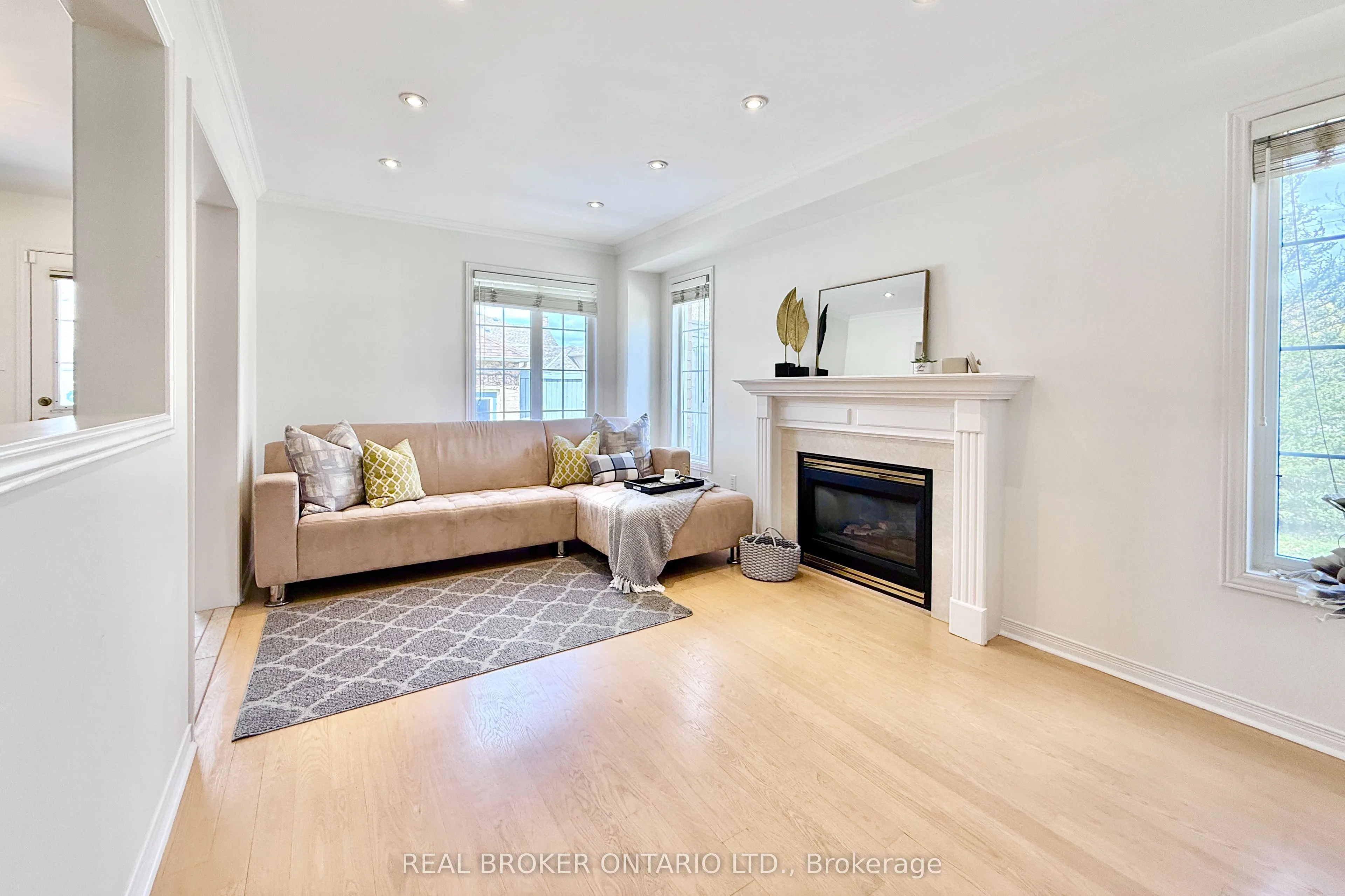 30 Little Angel Road