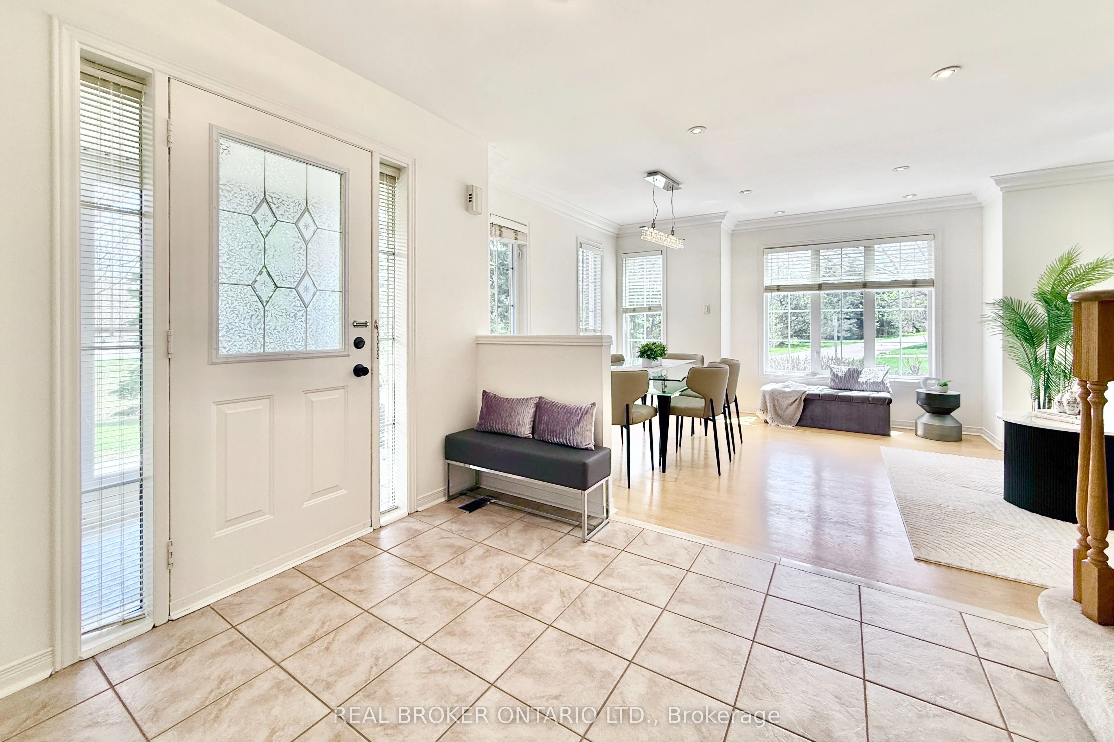 30 Little Angel Road