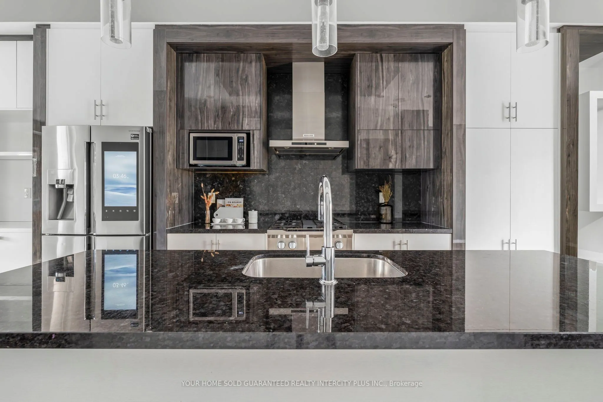3910 Major Mackenzie Drive