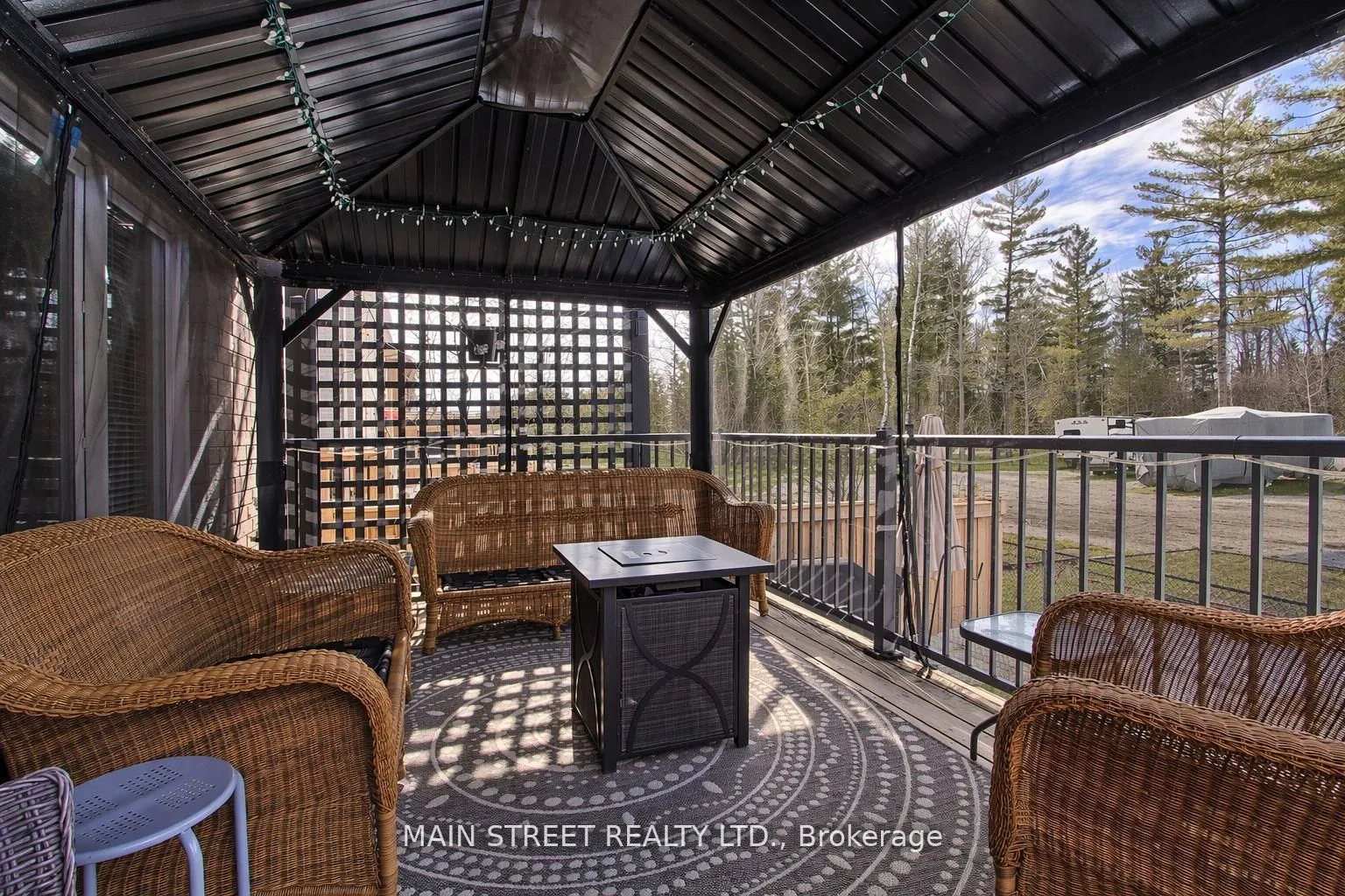42 Prosser Crescent