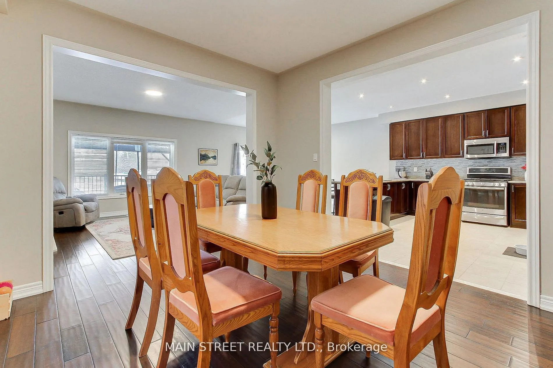 42 Prosser Crescent