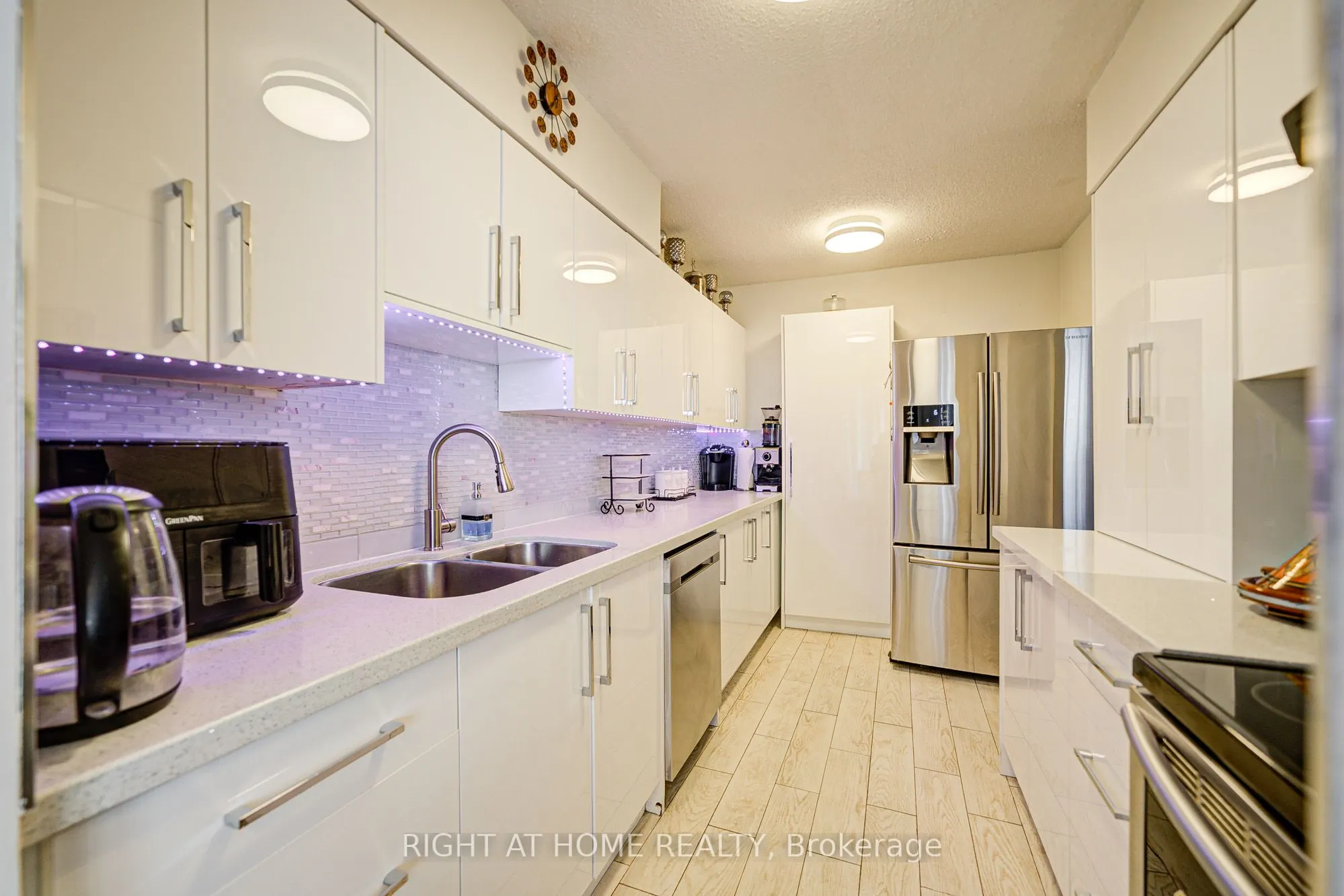 180 Dudley Avenue #607