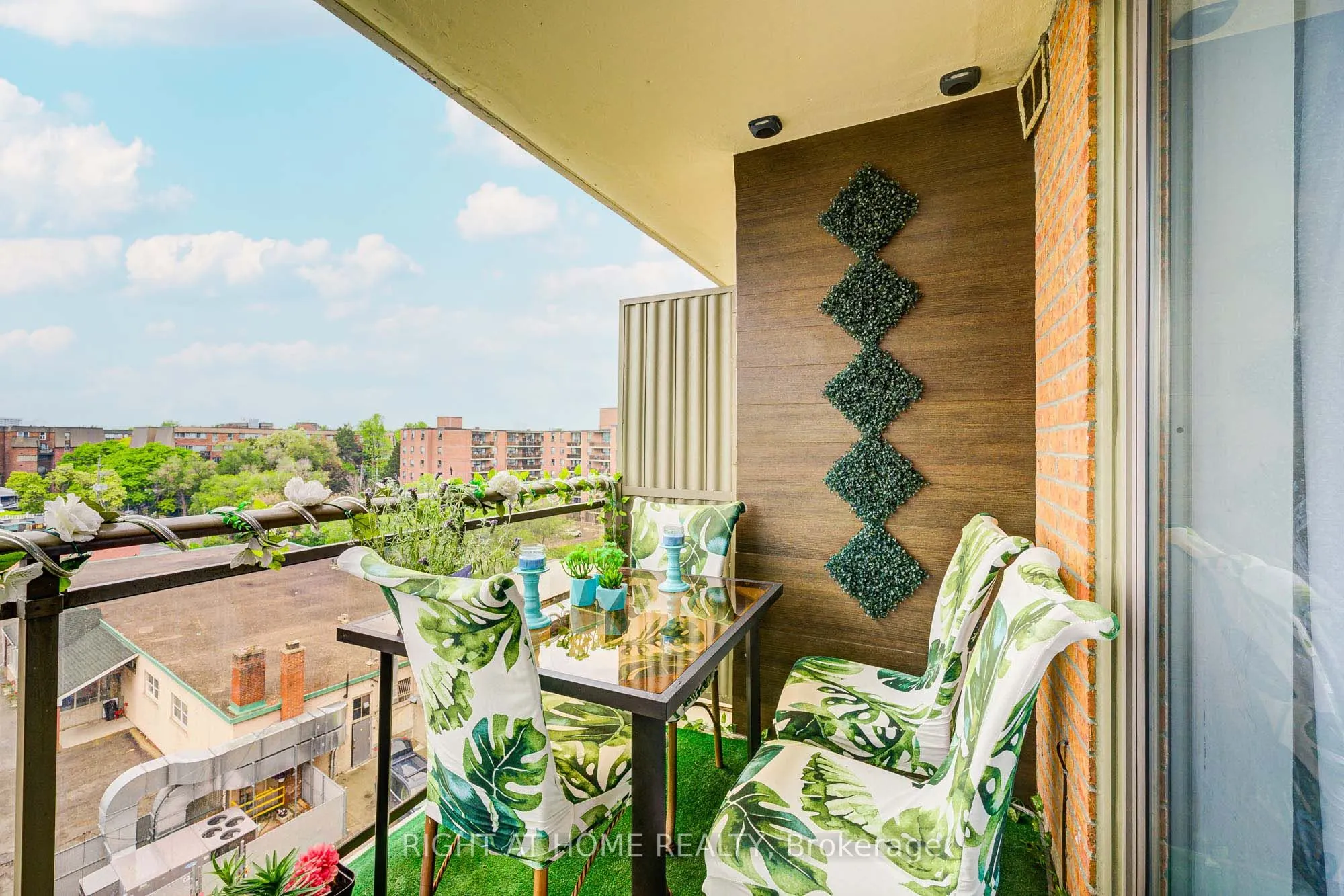 180 Dudley Avenue #607