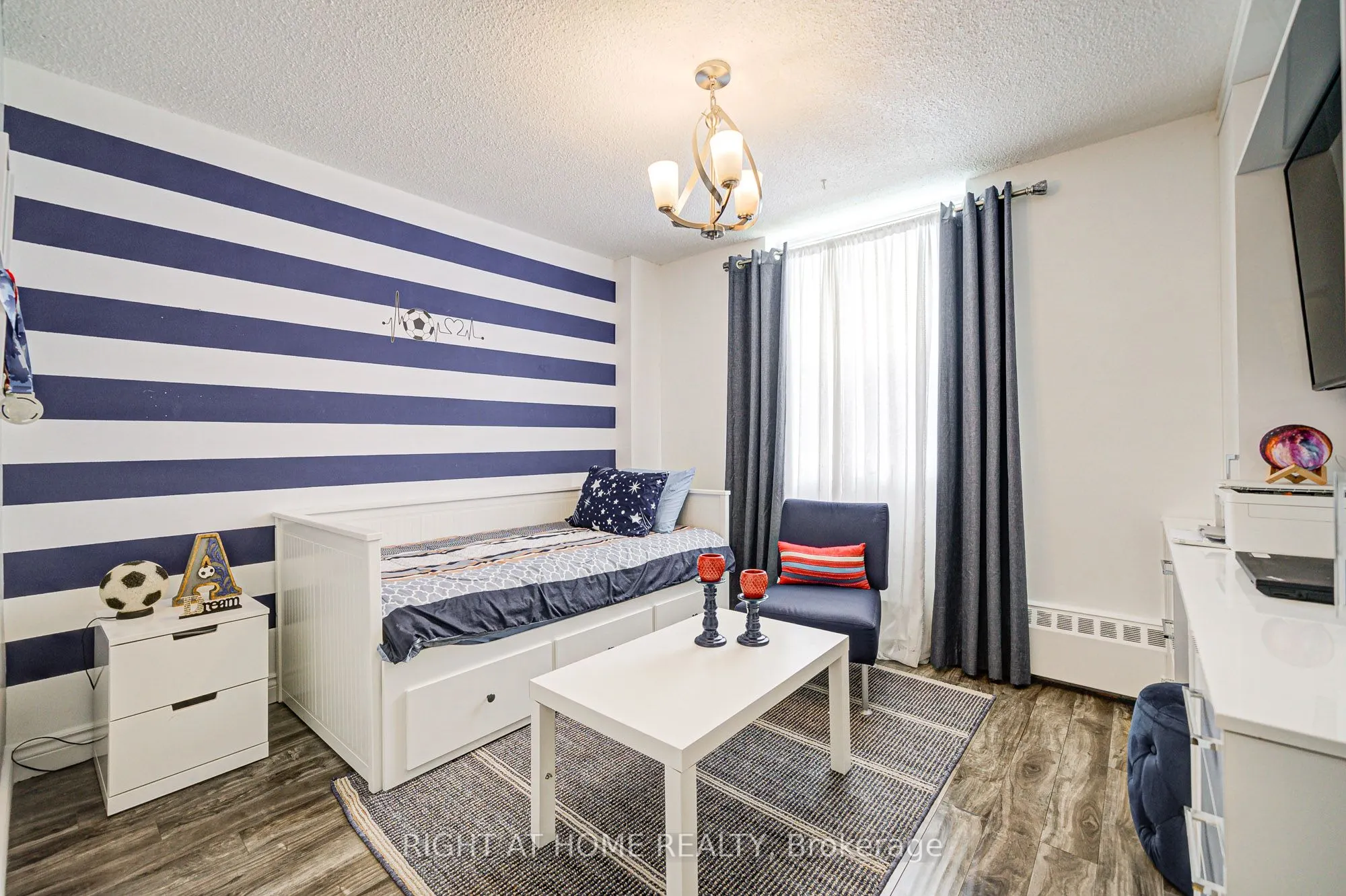 180 Dudley Avenue #607