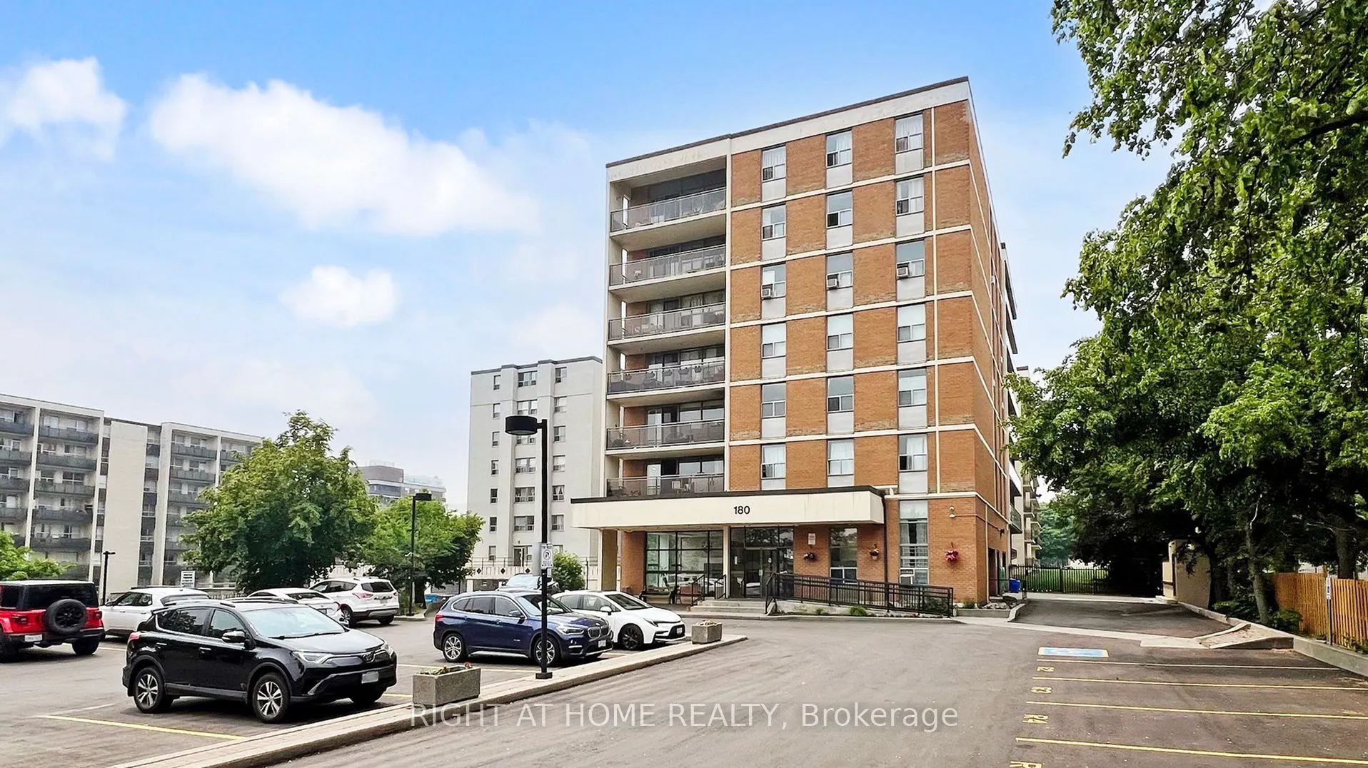 180 Dudley Avenue #607