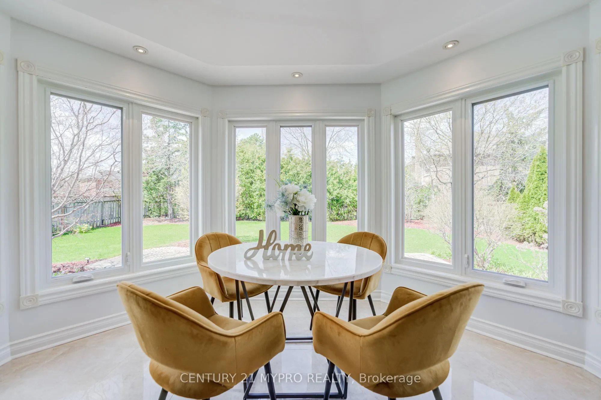 22 Ardwold Gate