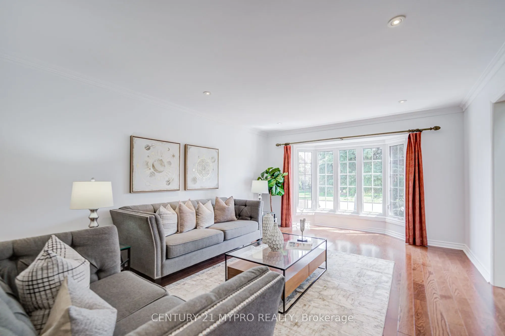 22 Ardwold Gate