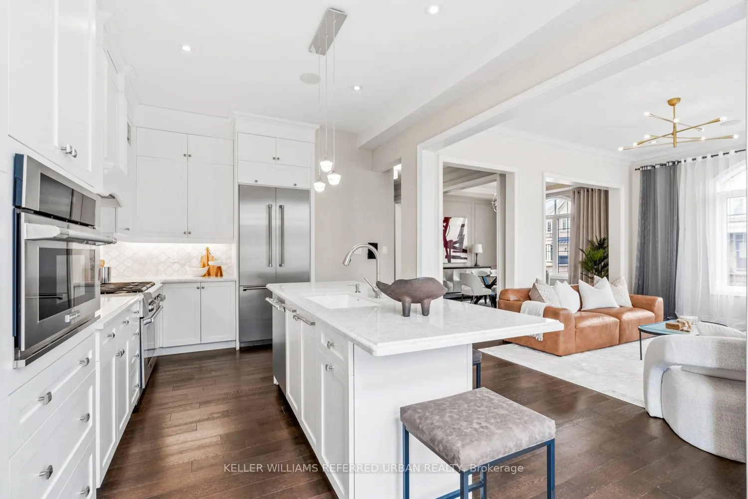 79 Chaiwood Court