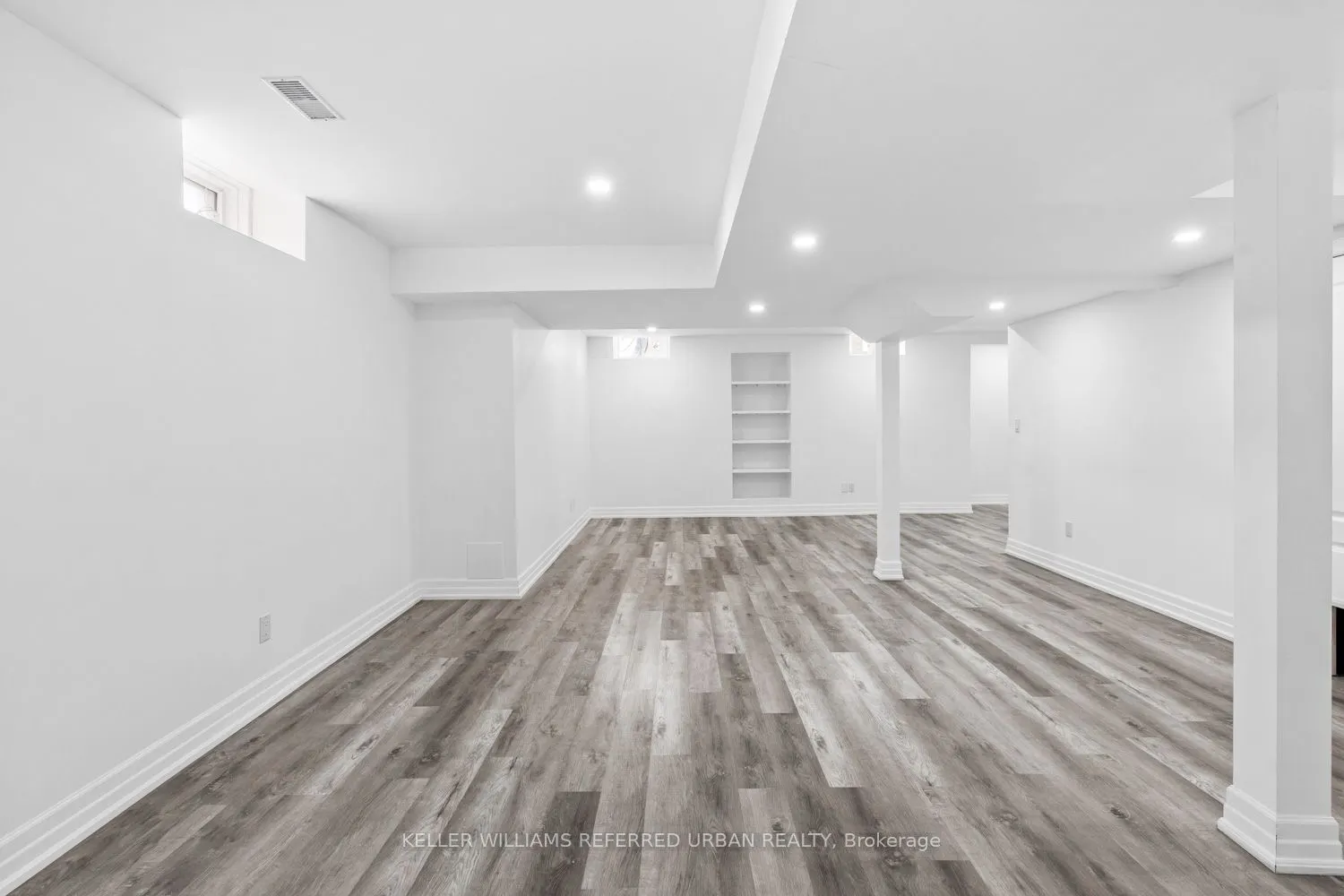 79 Chaiwood Court