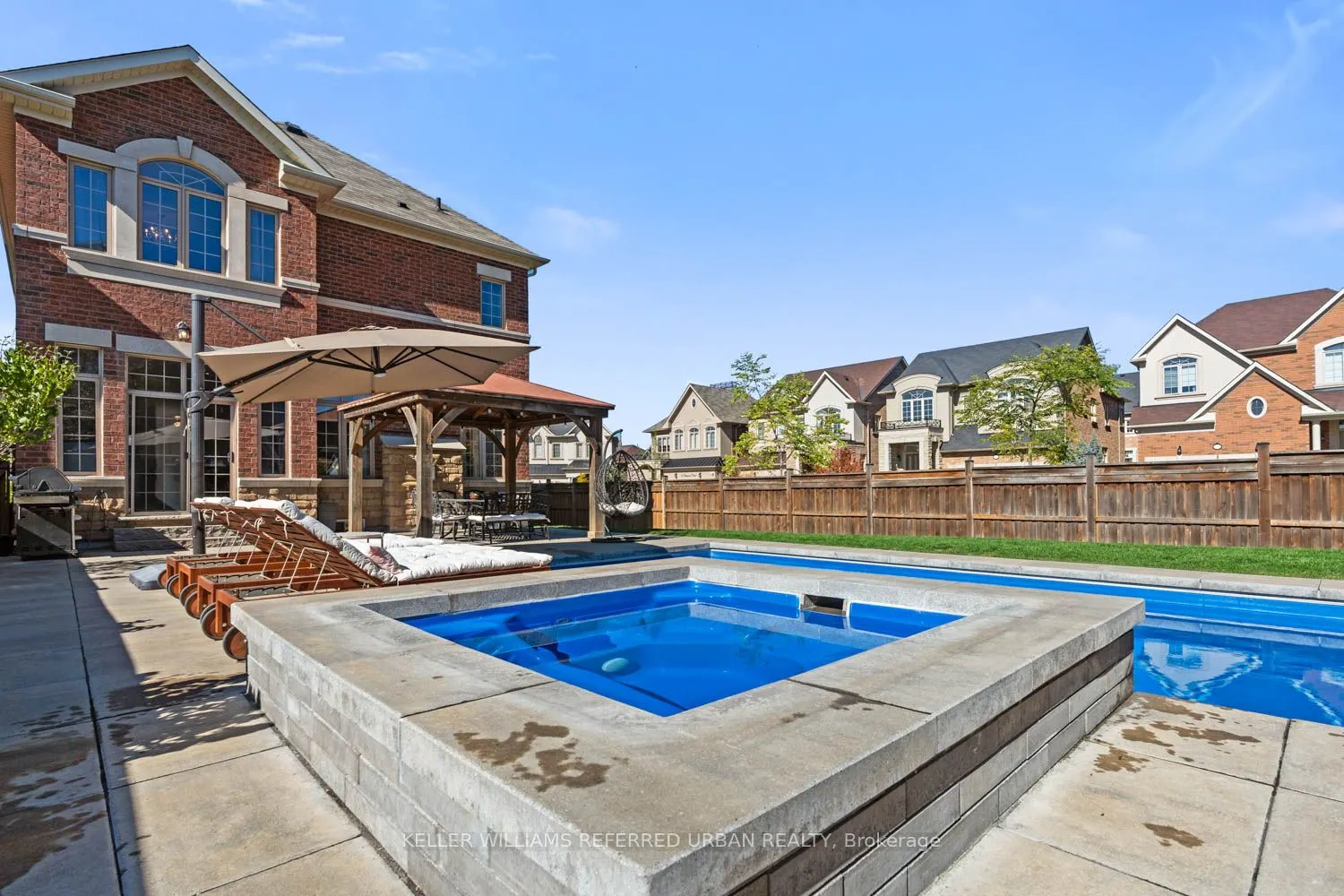 79 Chaiwood Court
