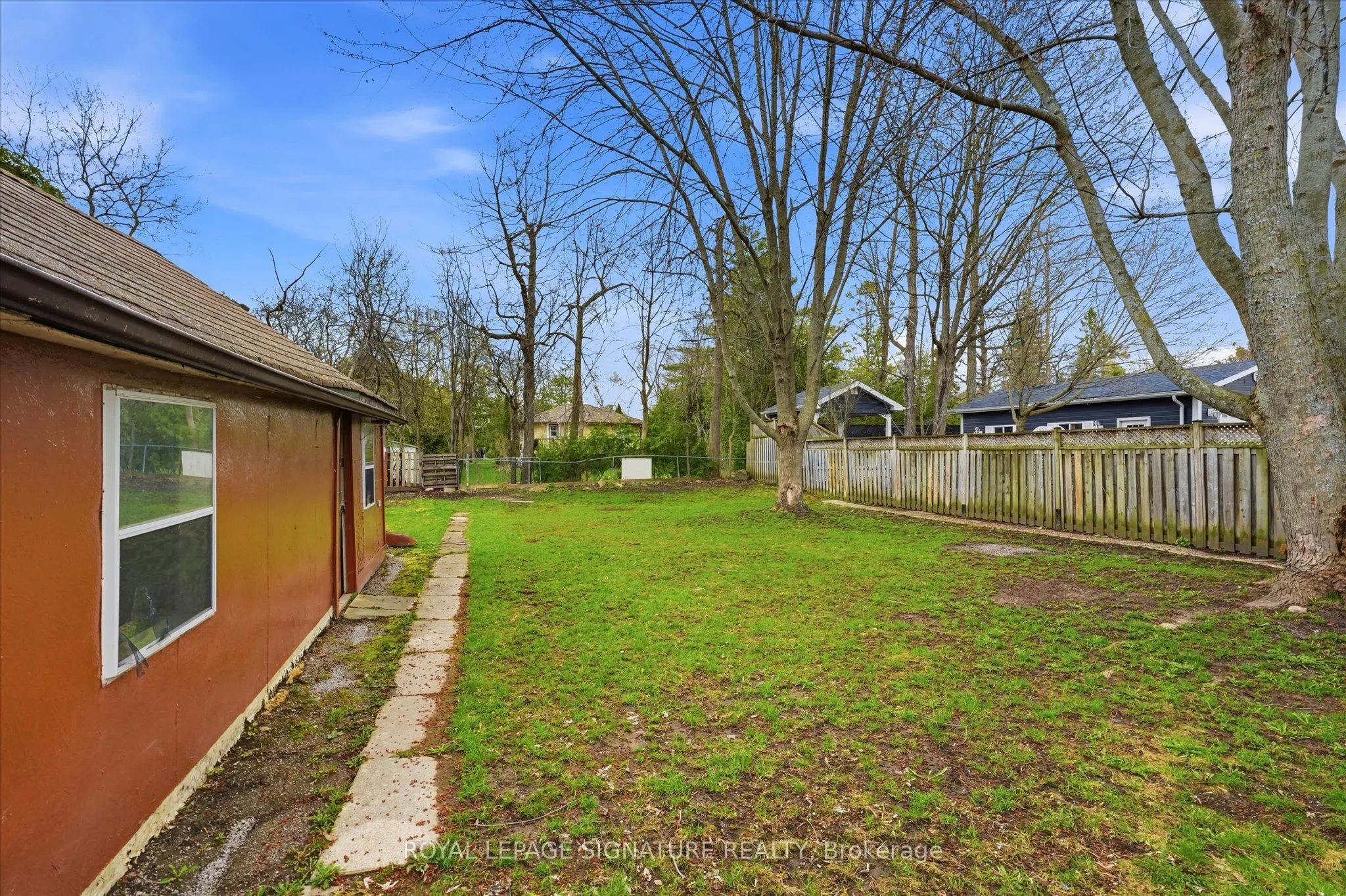 54 Farley Circle