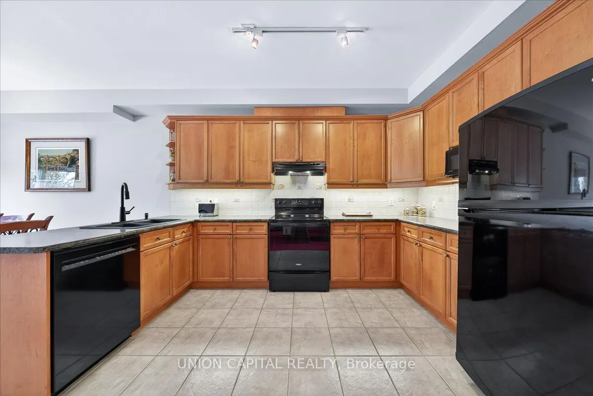 18 Honeywood Road