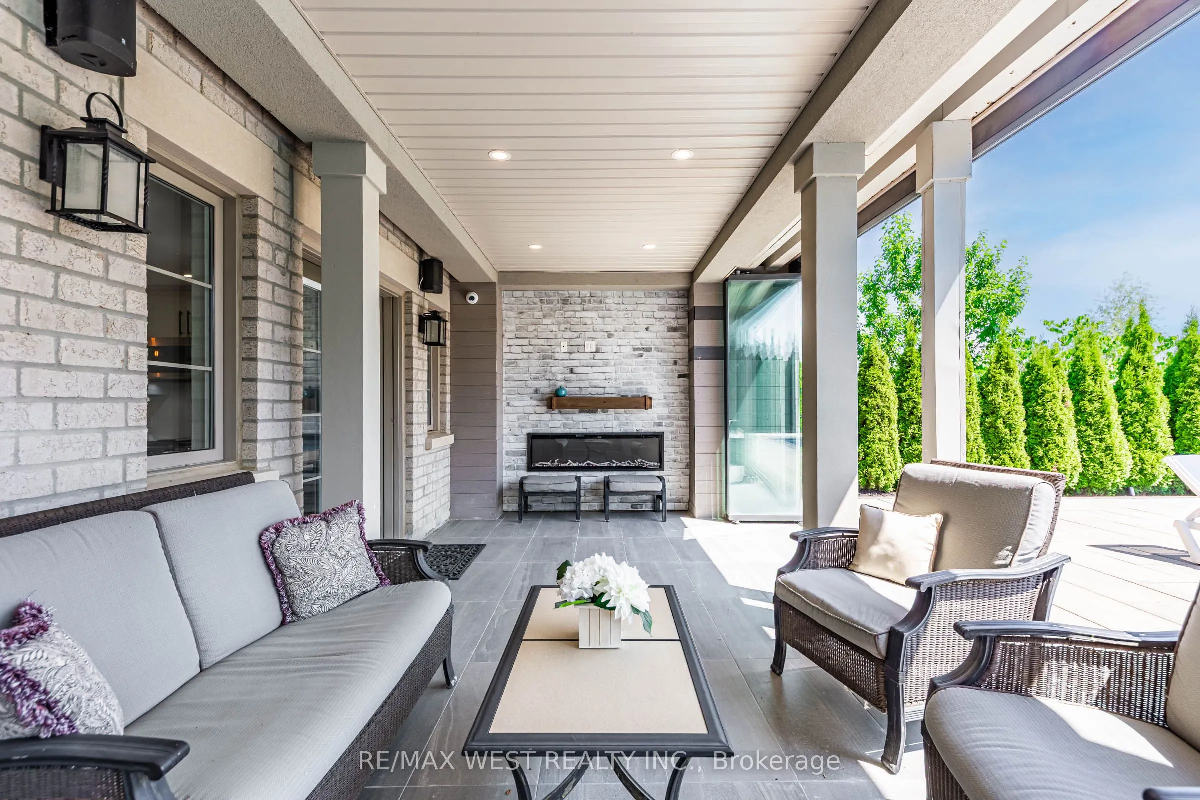 175 Woodgate Pines Drive