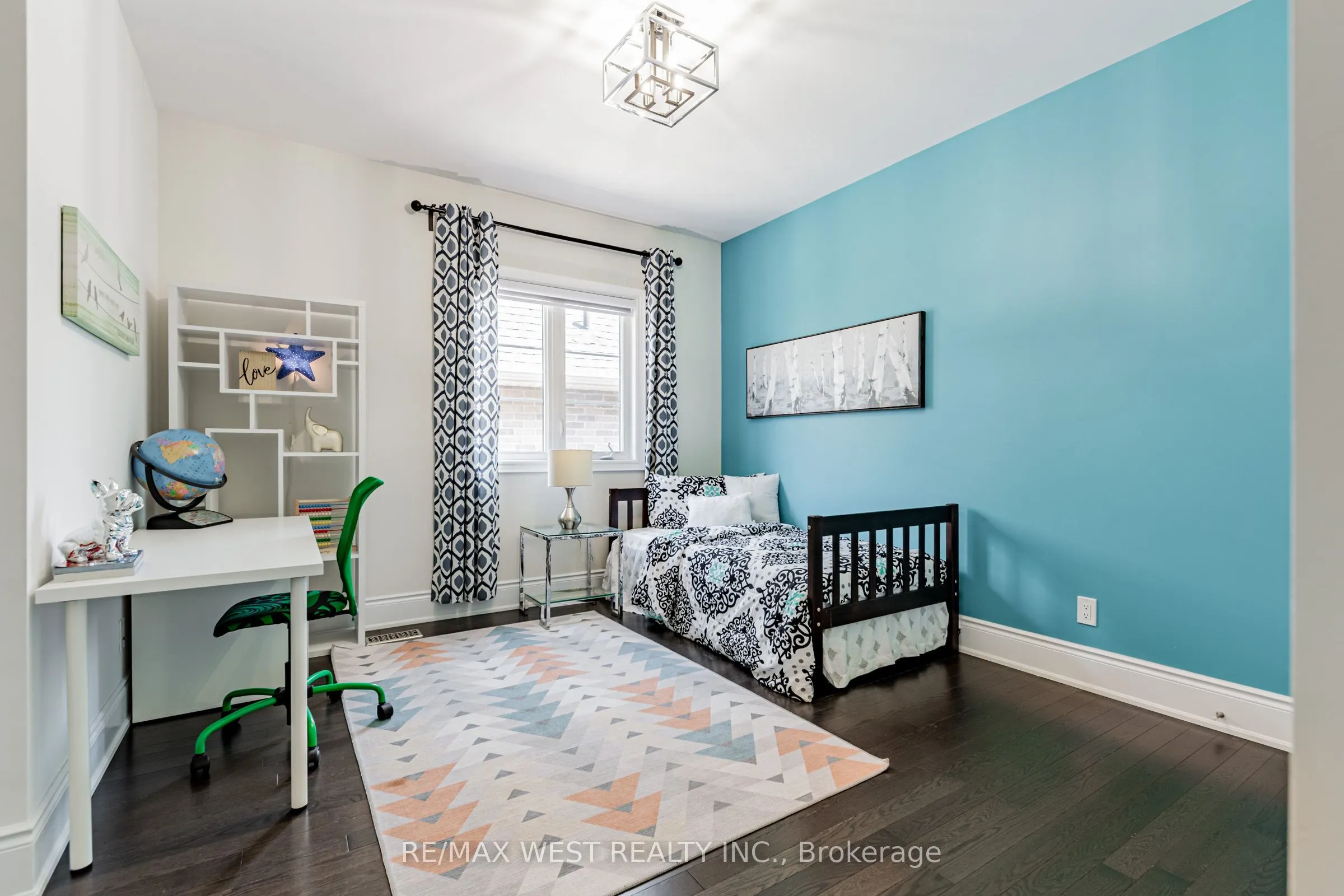 175 Woodgate Pines Drive