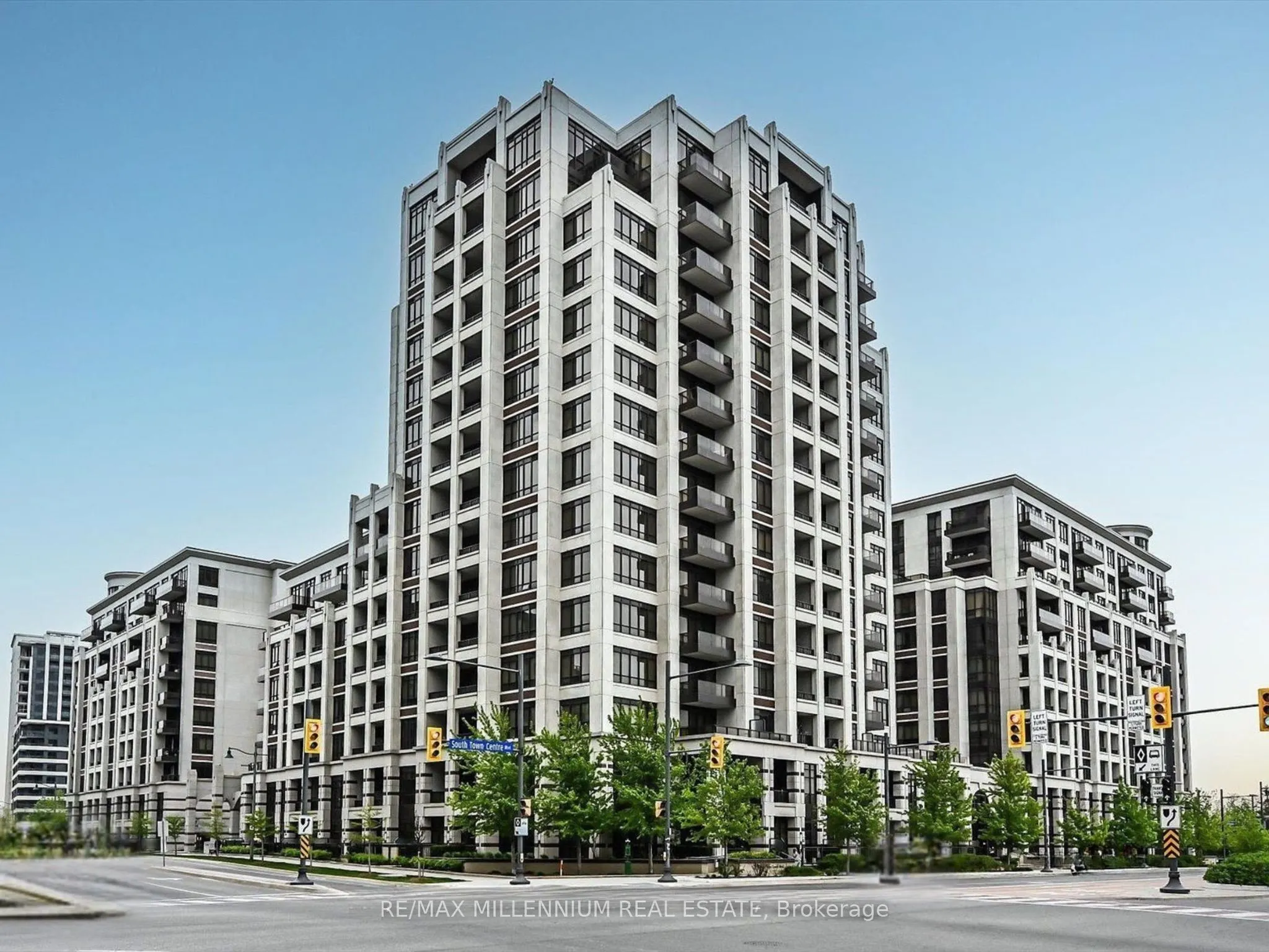 89 South Town Centre Boulevard #803