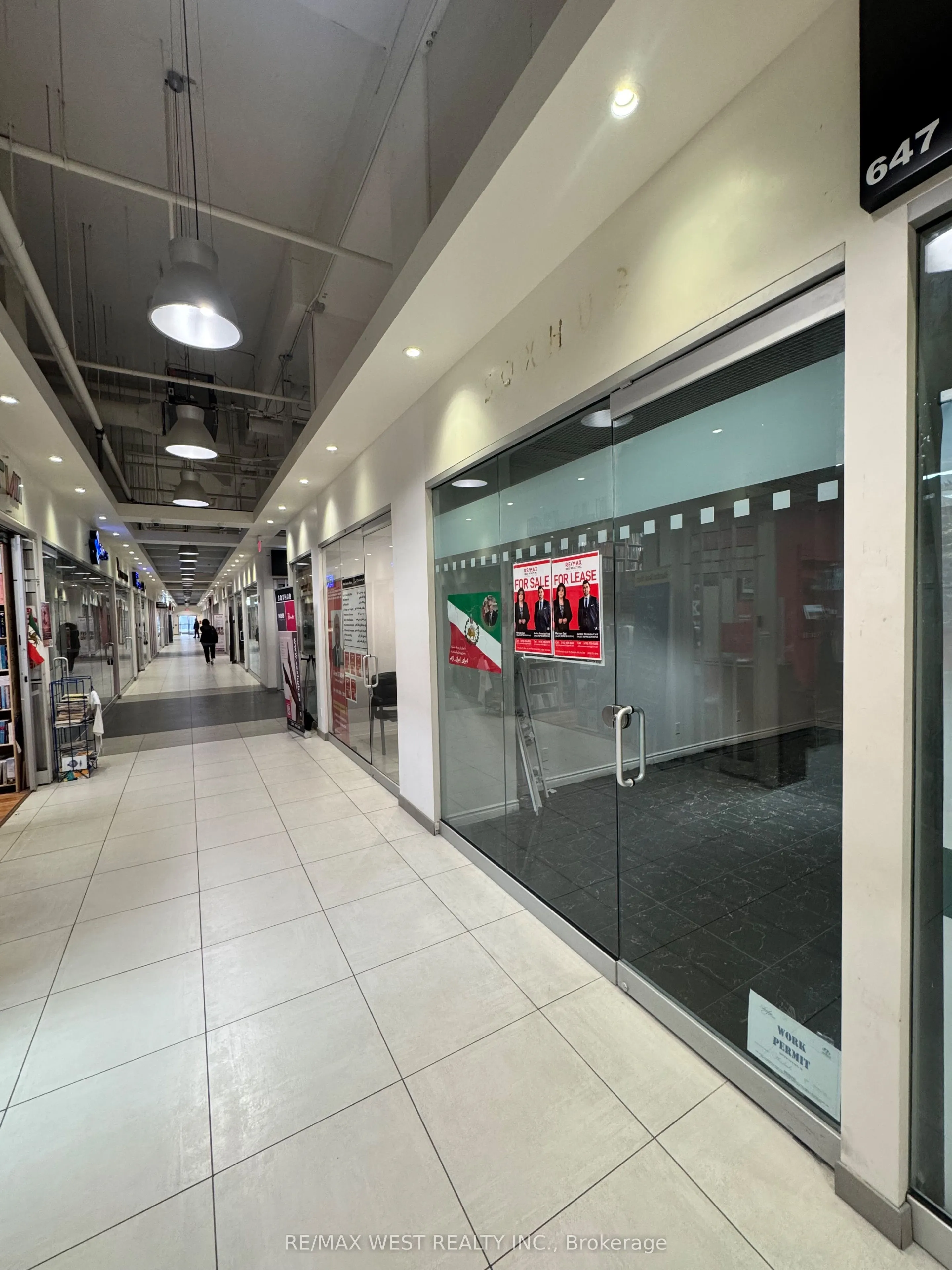 7181 Yonge Street #94