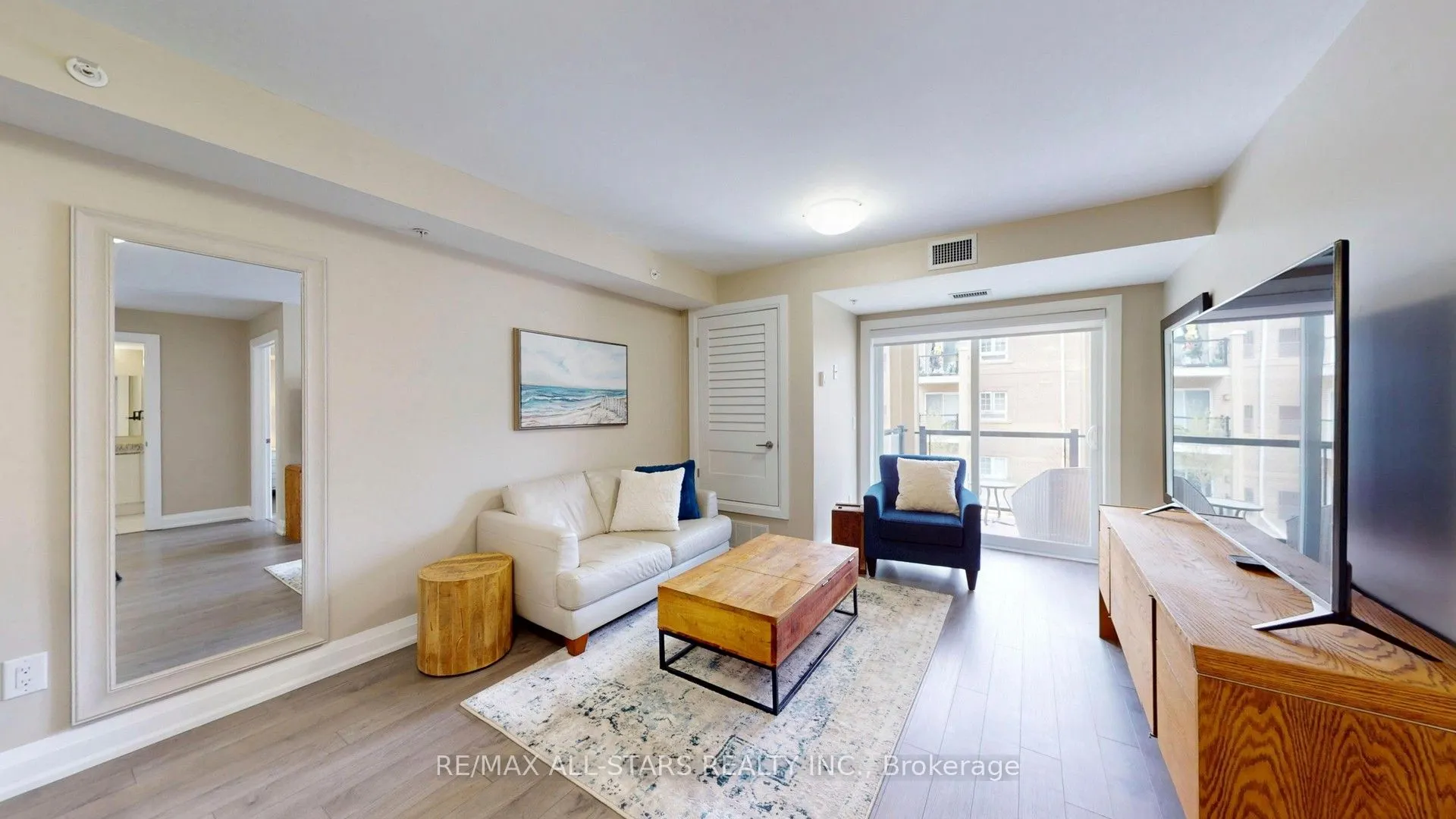 481 Rupert Avenue #203