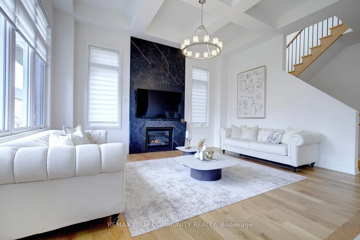96 Bond Crescent