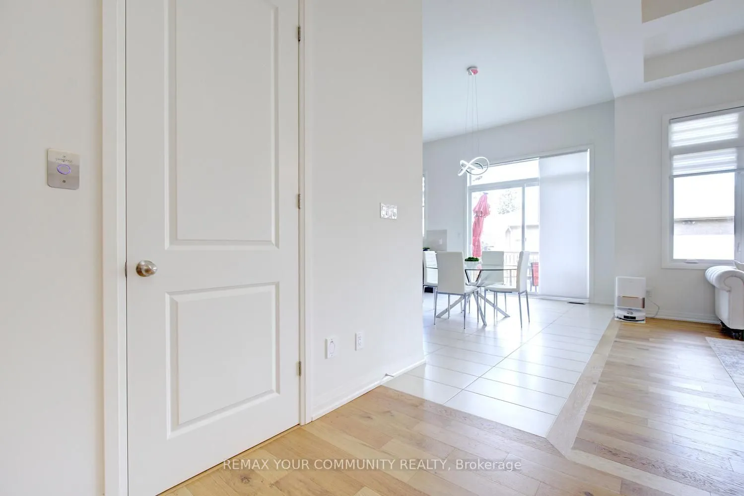 96 Bond Crescent