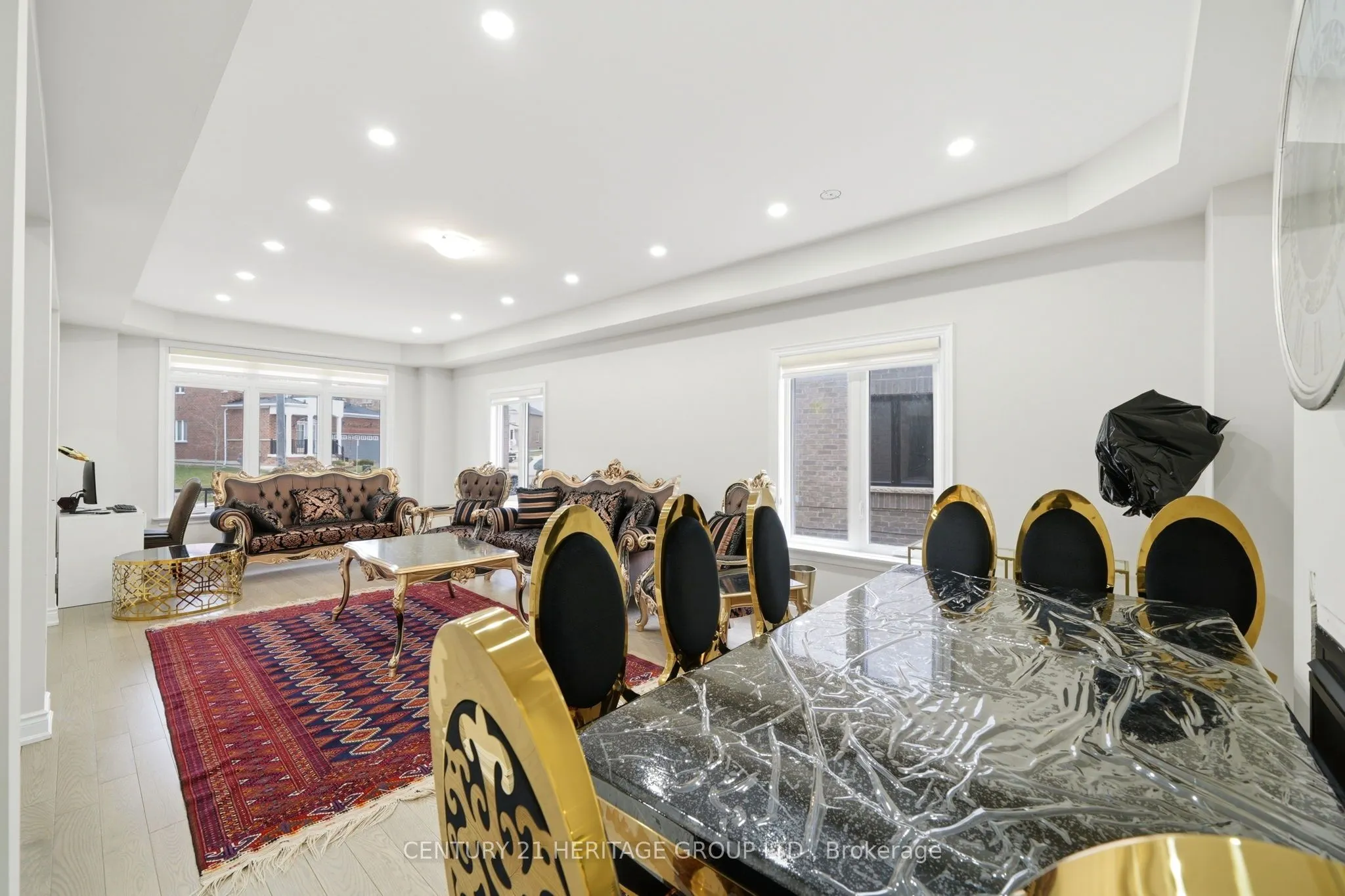 19 Ridgeview Court