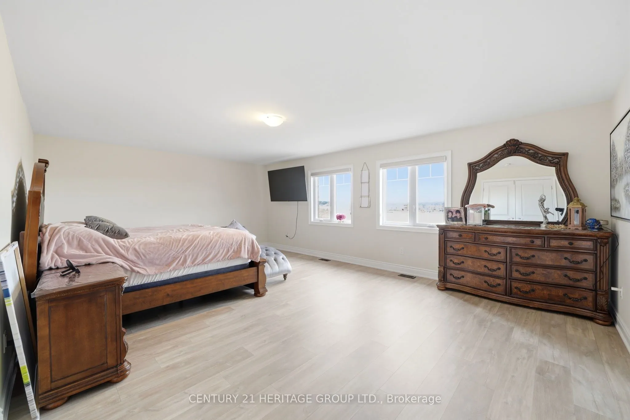 19 Ridgeview Court