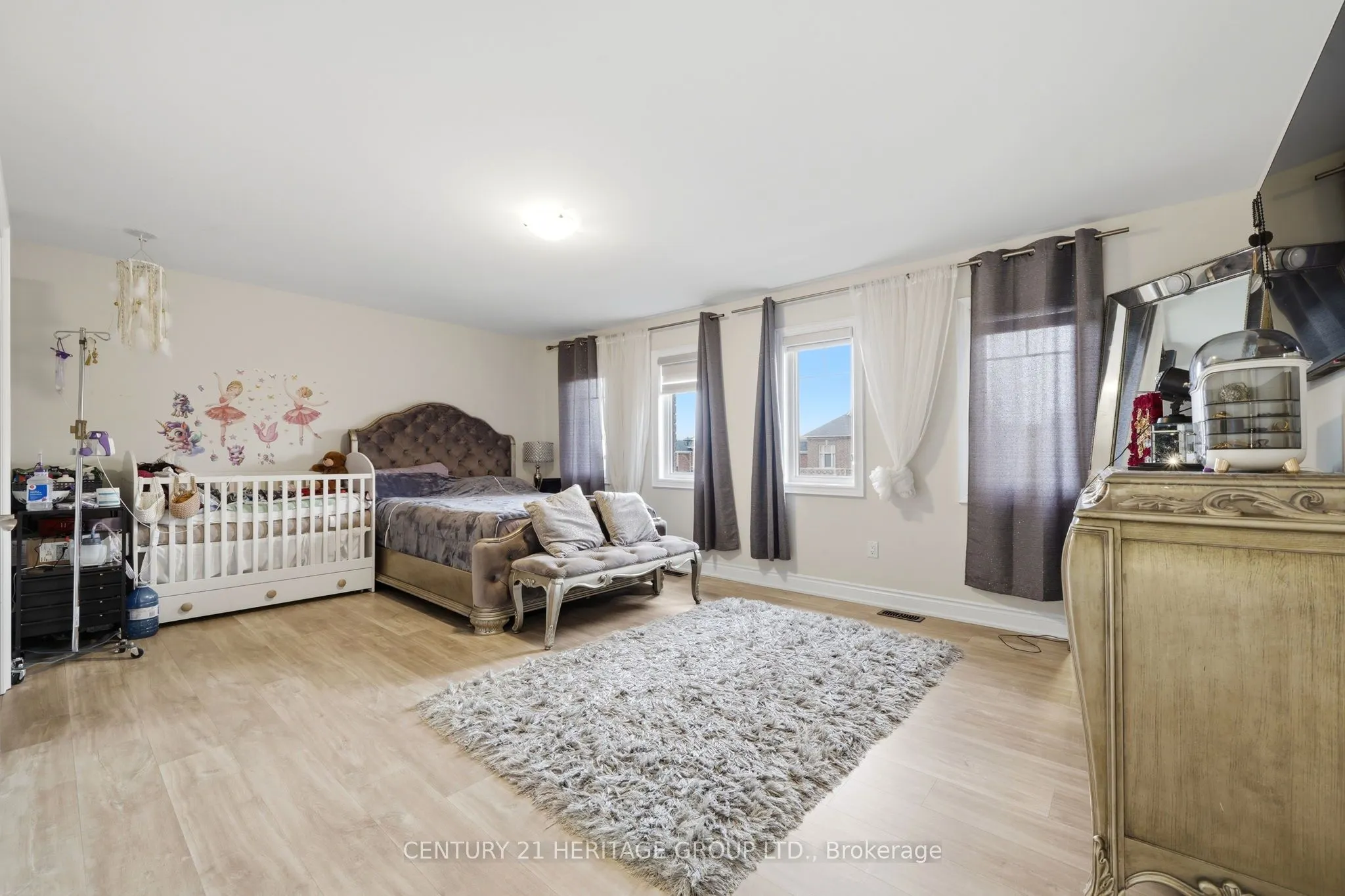 19 Ridgeview Court