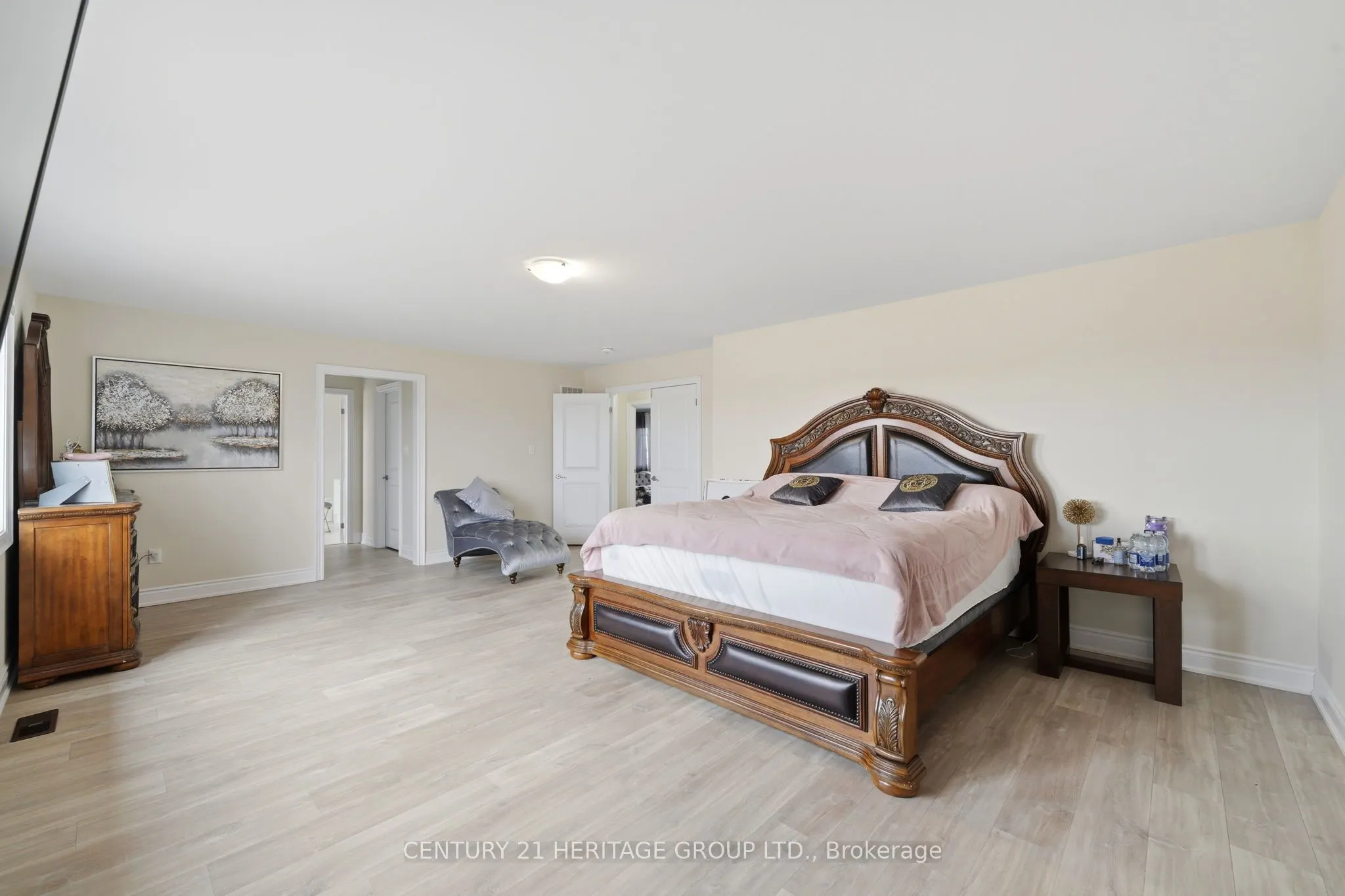 19 Ridgeview Court